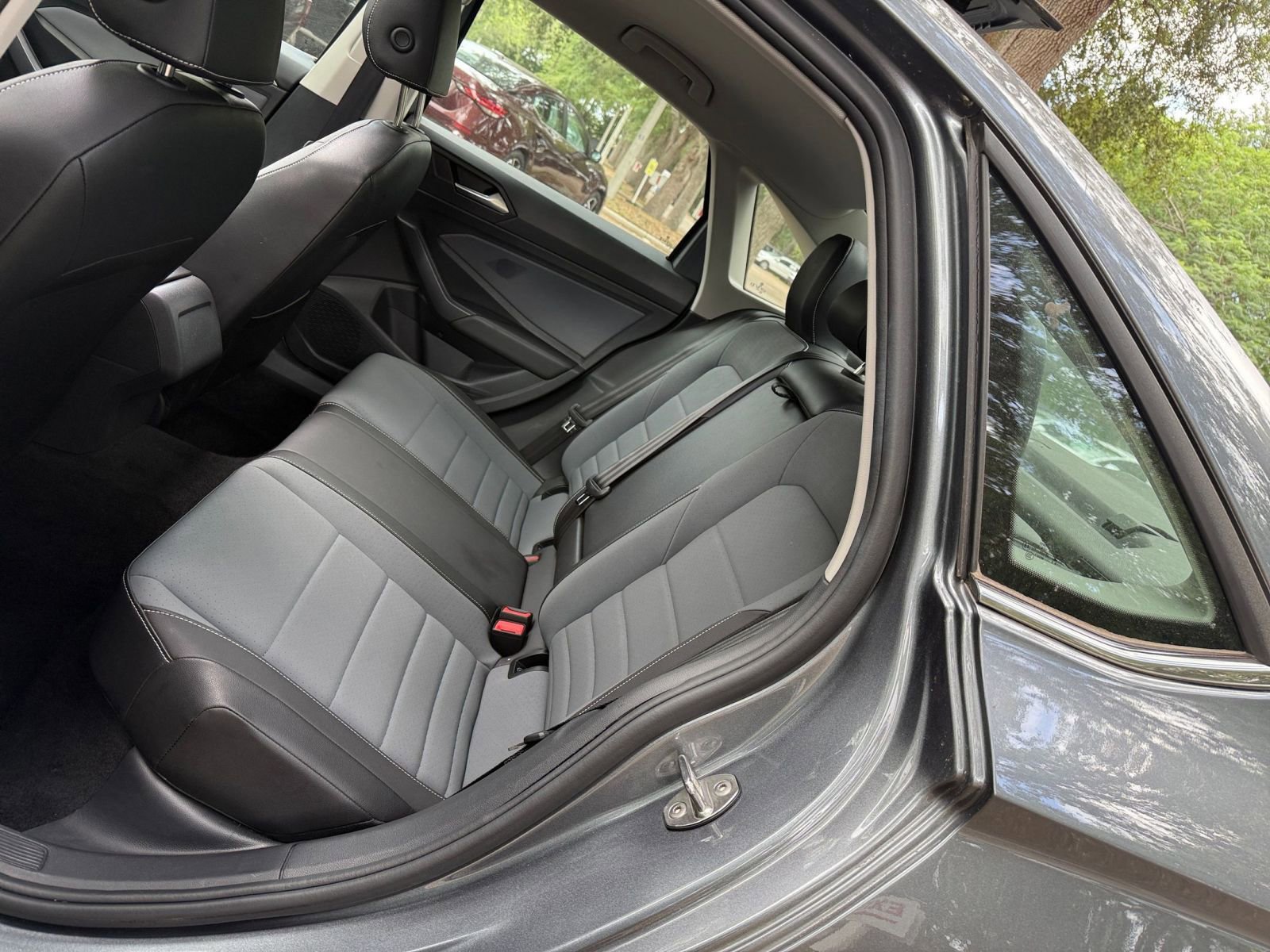 Thumbnail: 2025 Volkswagen Jetta - 22