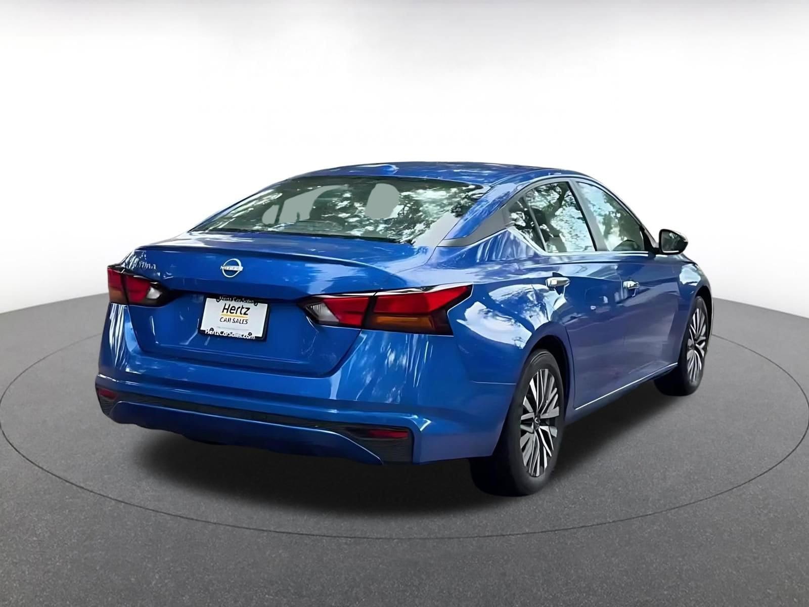 Thumbnail: 2025 Nissan Altima - 14
