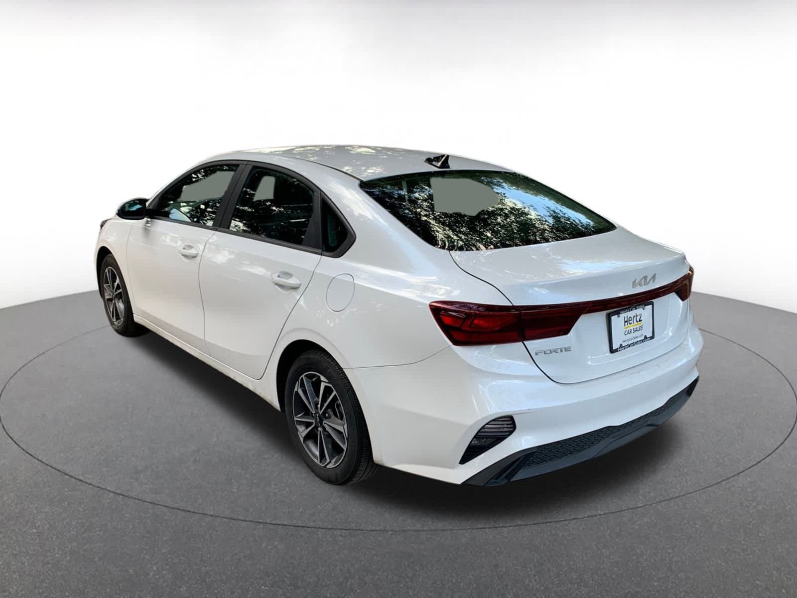 Thumbnail: 2024 Kia Forte - 5