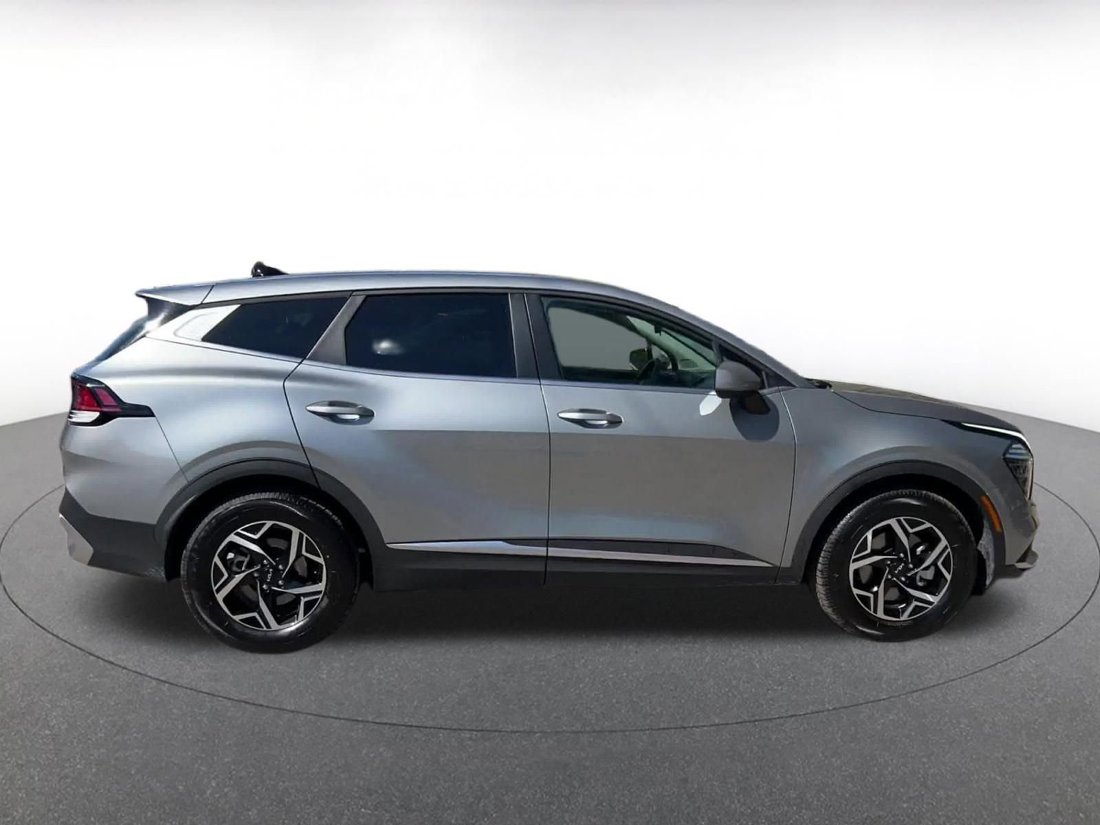Thumbnail: 2025 Kia Sportage - 16