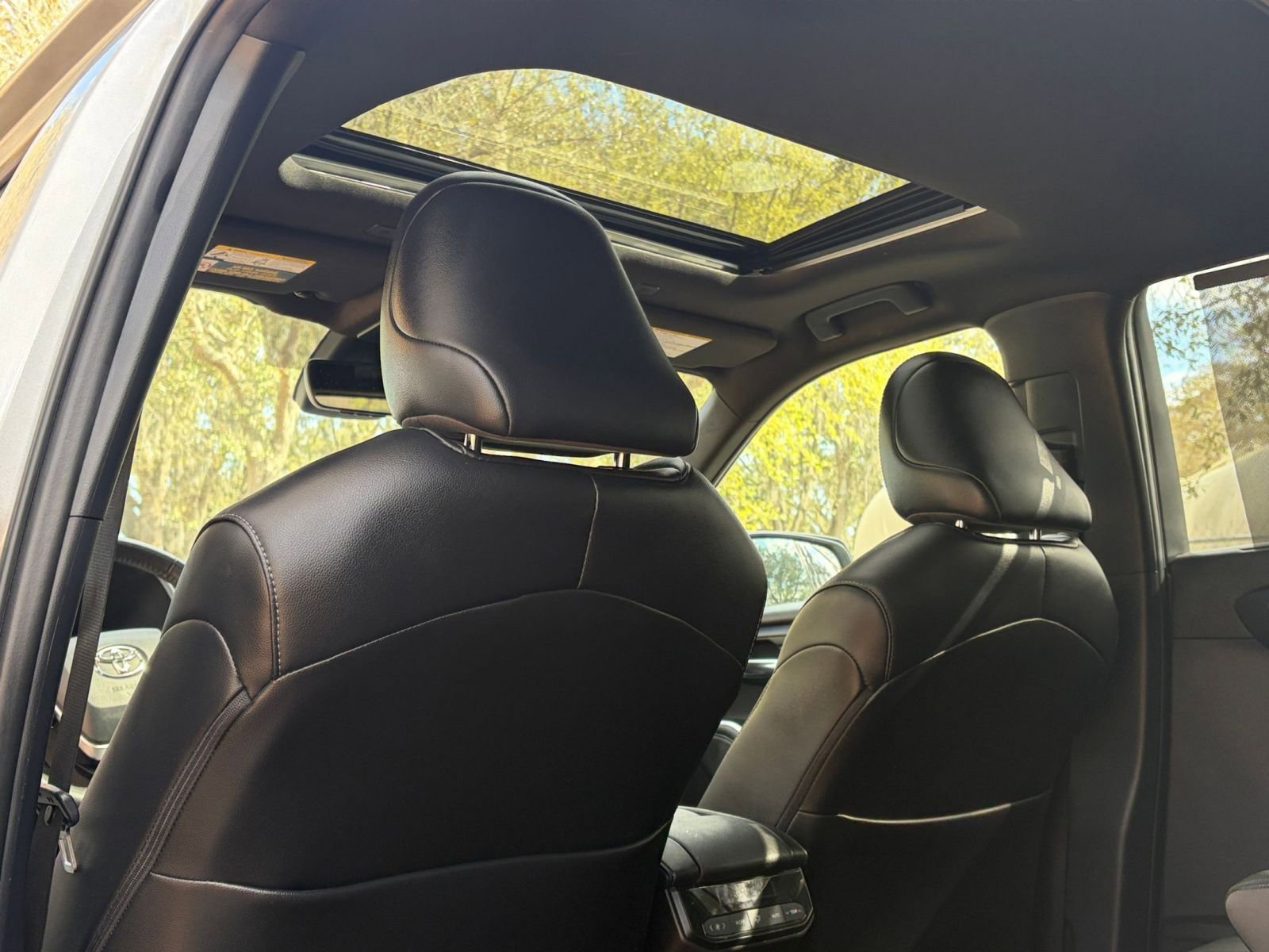 Thumbnail: 2024 Toyota Highlander - 27