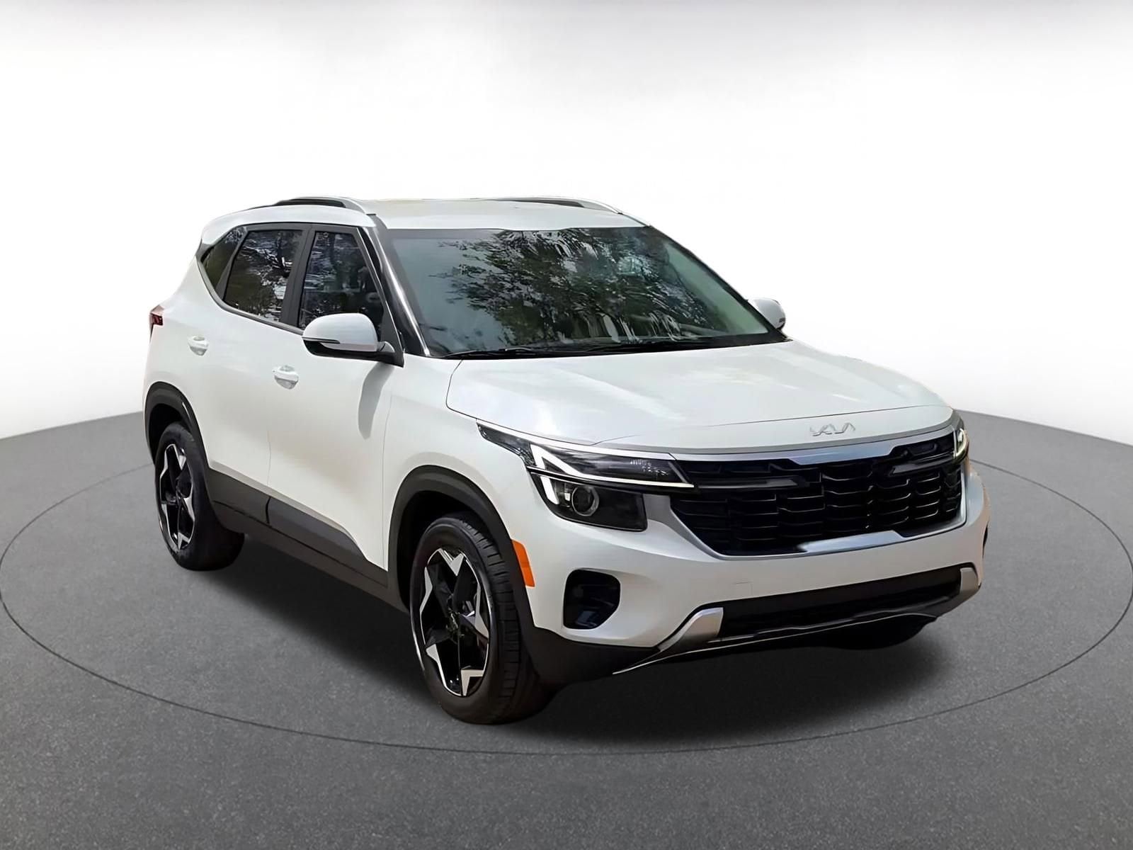 Thumbnail: 2025 Kia Seltos - 3