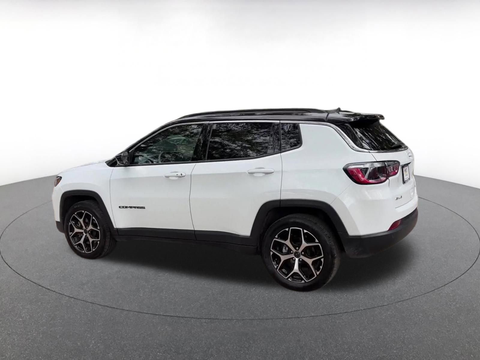 Thumbnail: 2025 Jeep Compass - 10