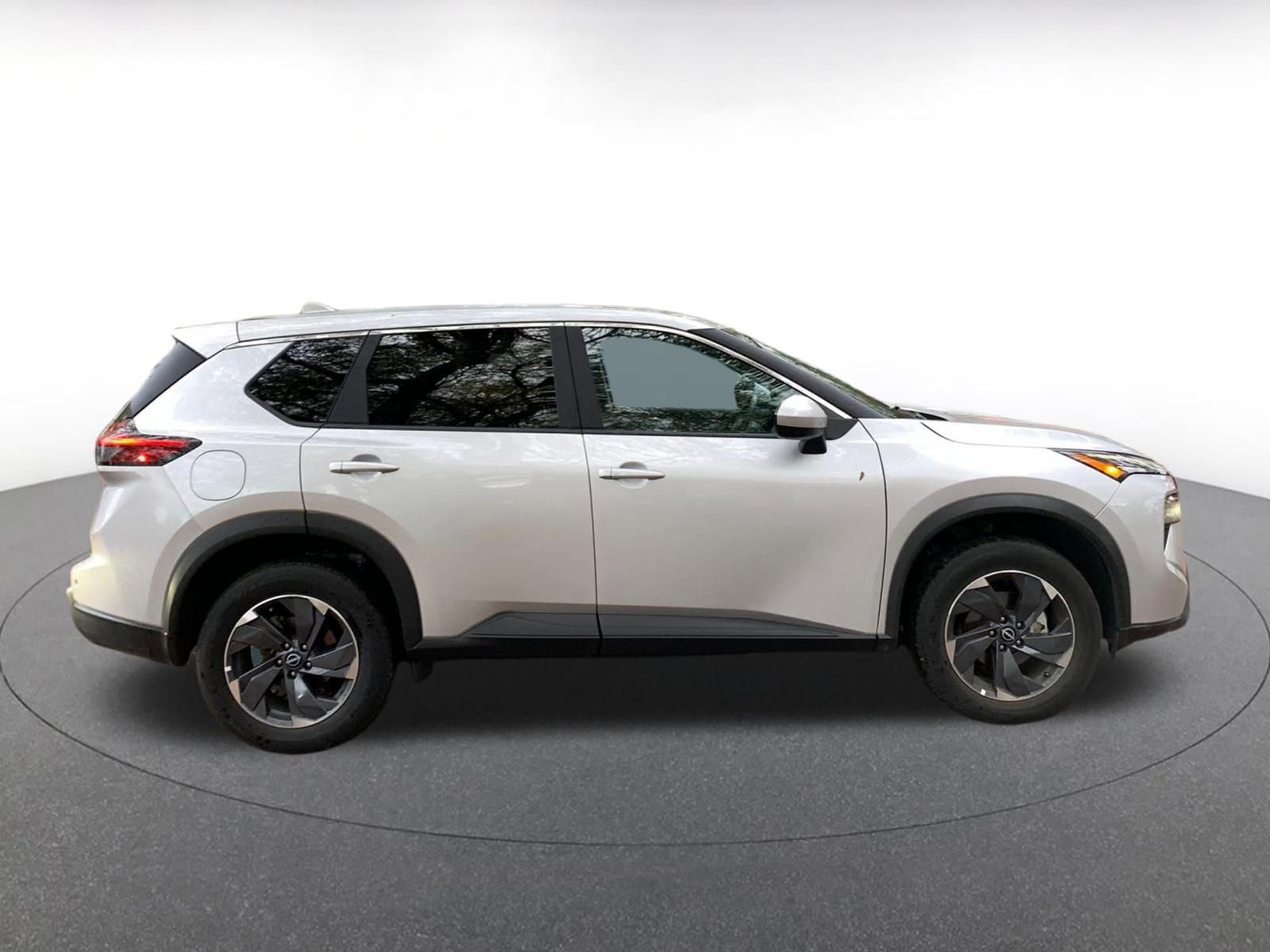 Thumbnail: 2025 Nissan Rogue - 8