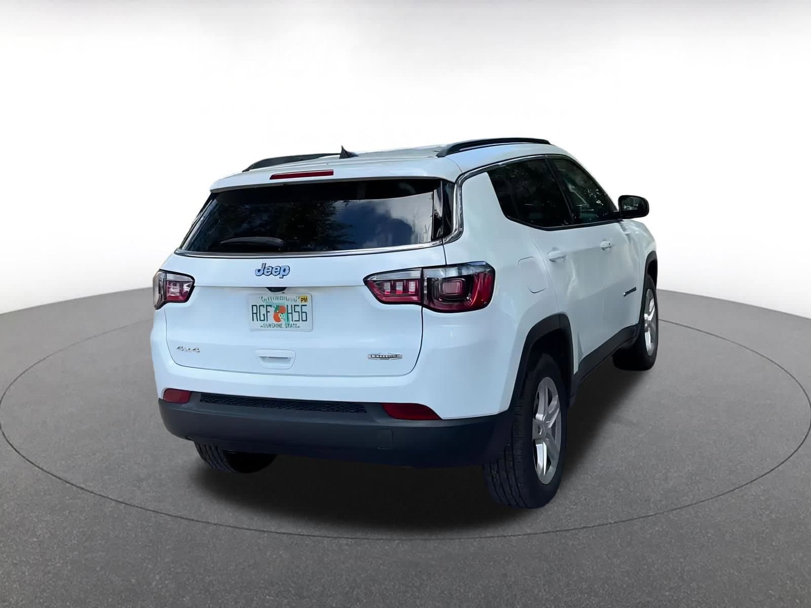 Thumbnail: 2023 Jeep Compass - 14