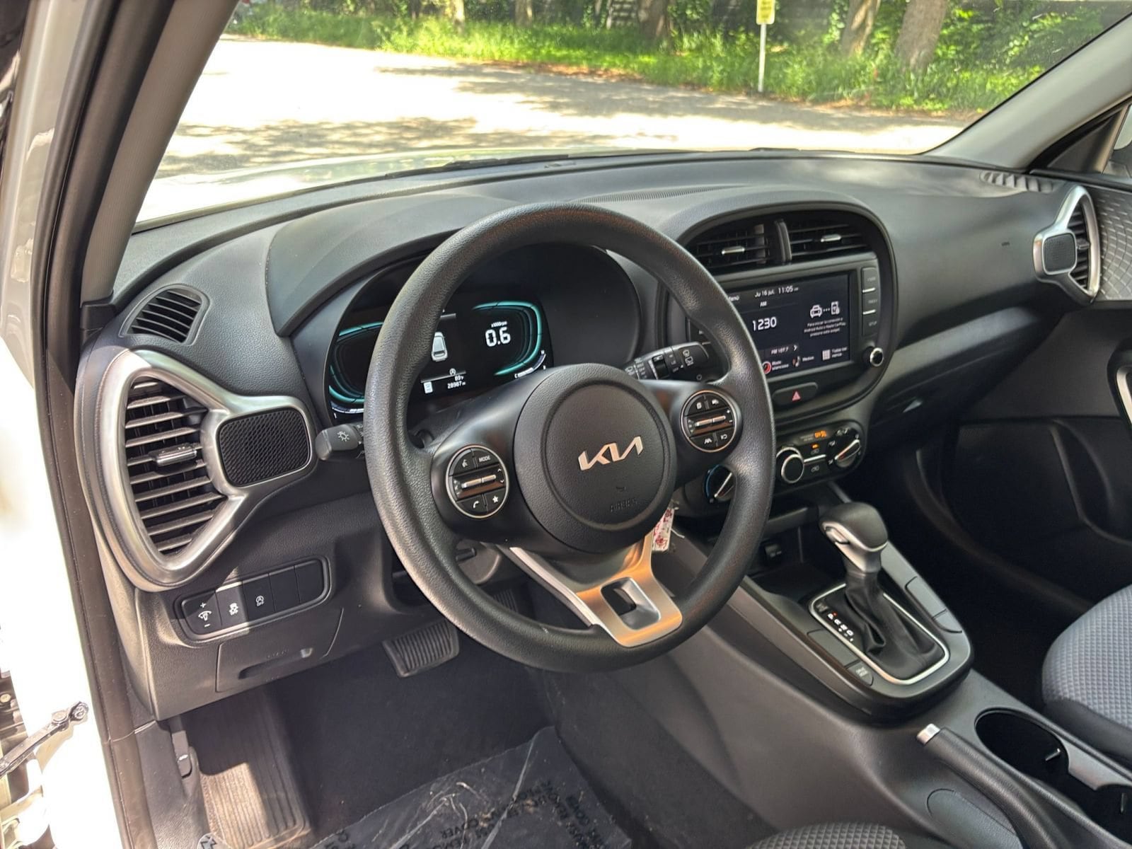 Thumbnail: 2025 Kia Soul - 32