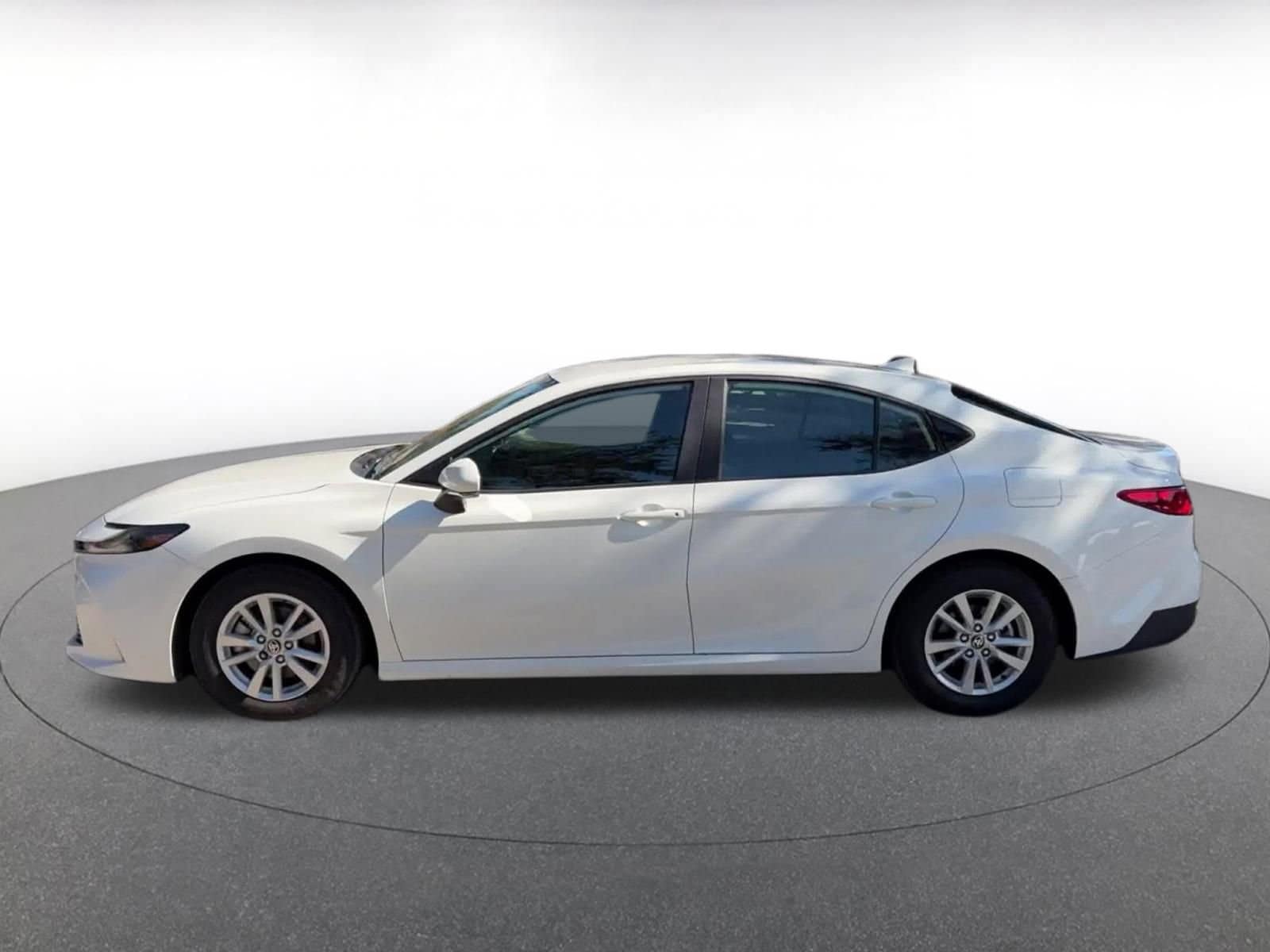 Thumbnail: 2025 Toyota Camry - 9