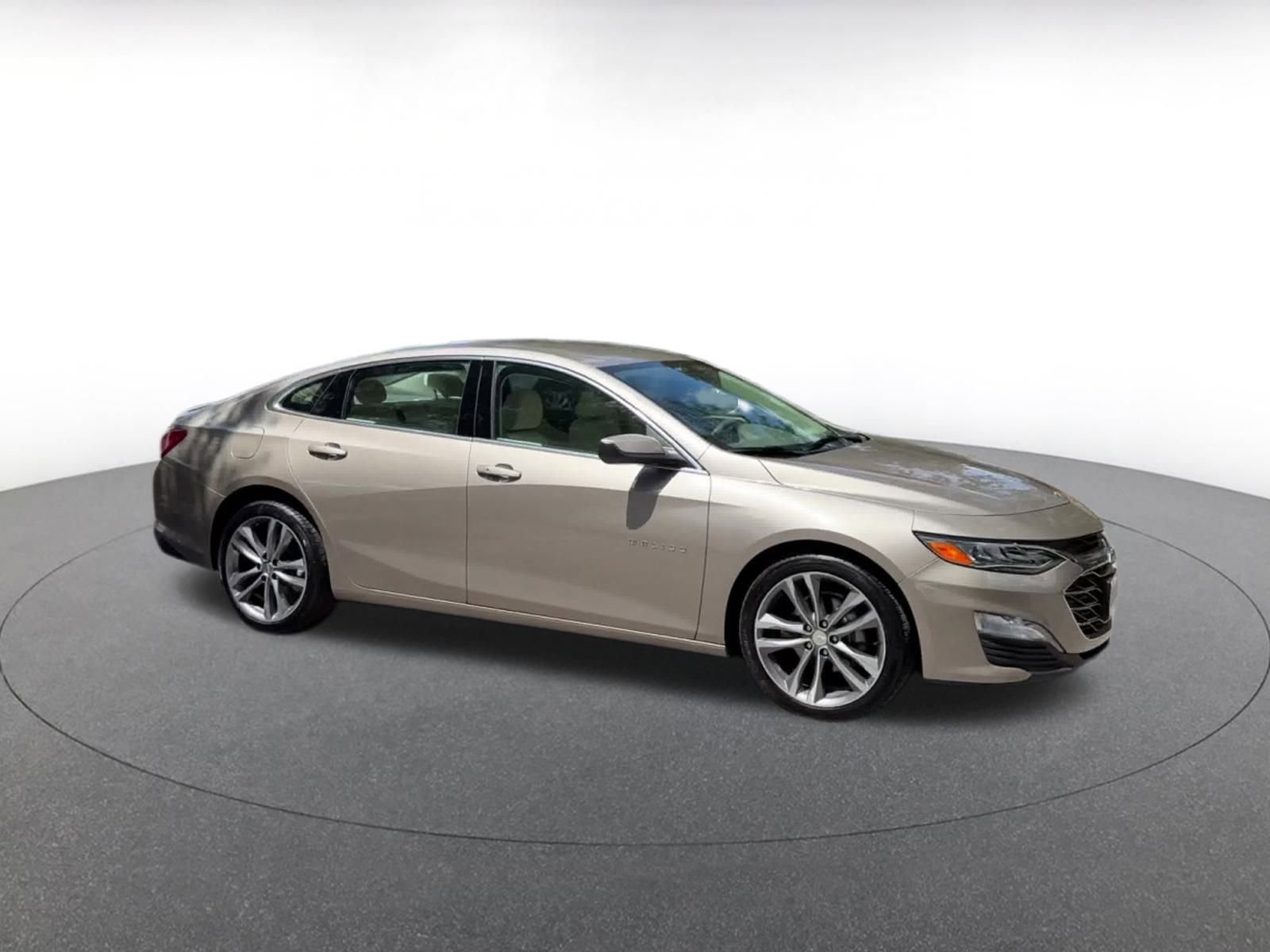 Thumbnail: 2024 Chevrolet Malibu - 2