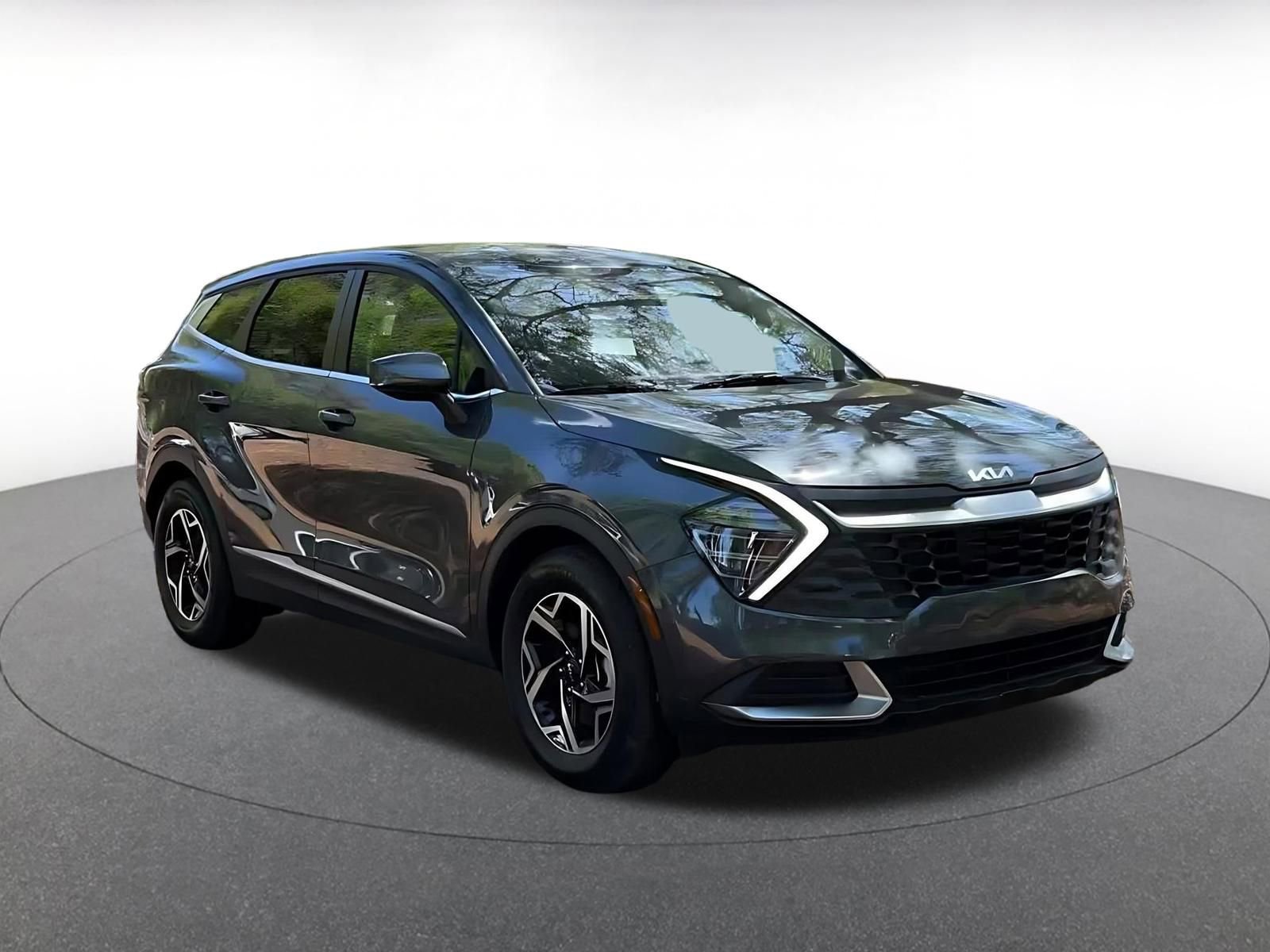 Thumbnail: 2025 Kia Sportage - 3