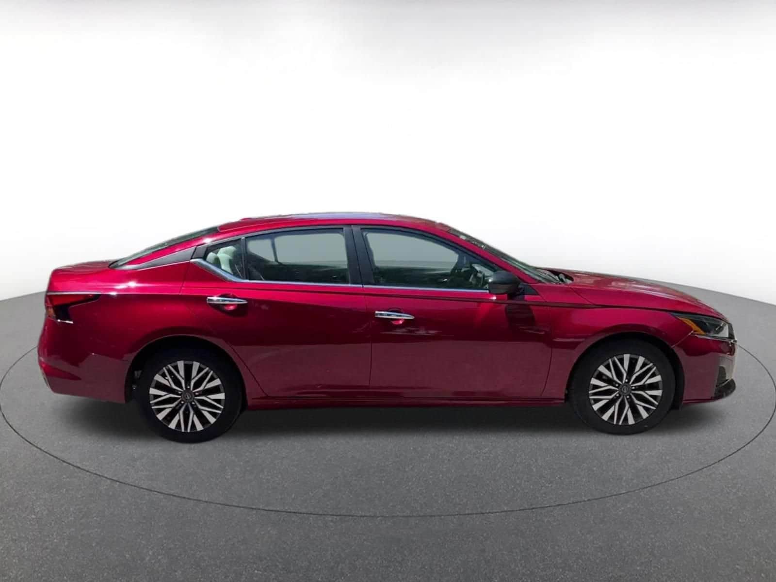Thumbnail: 2025 Nissan Altima - 13