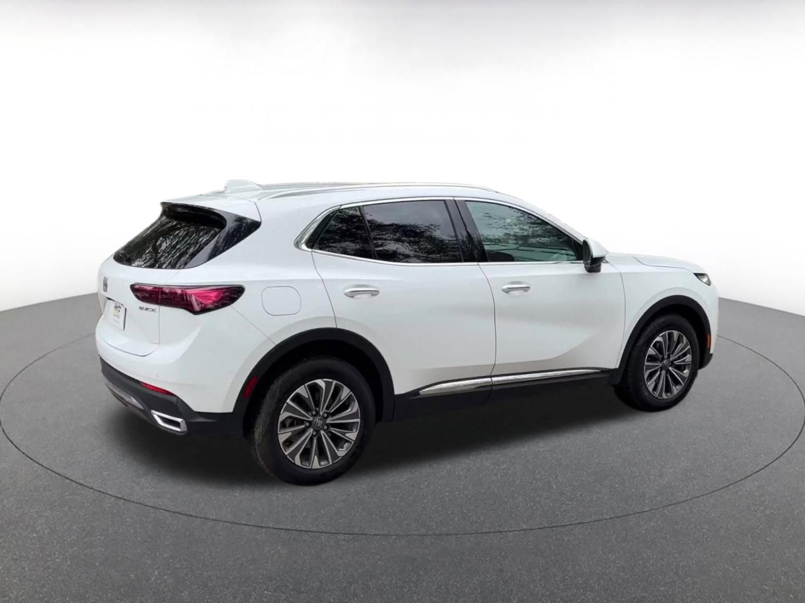 Thumbnail: 2024 Buick Envision - 15