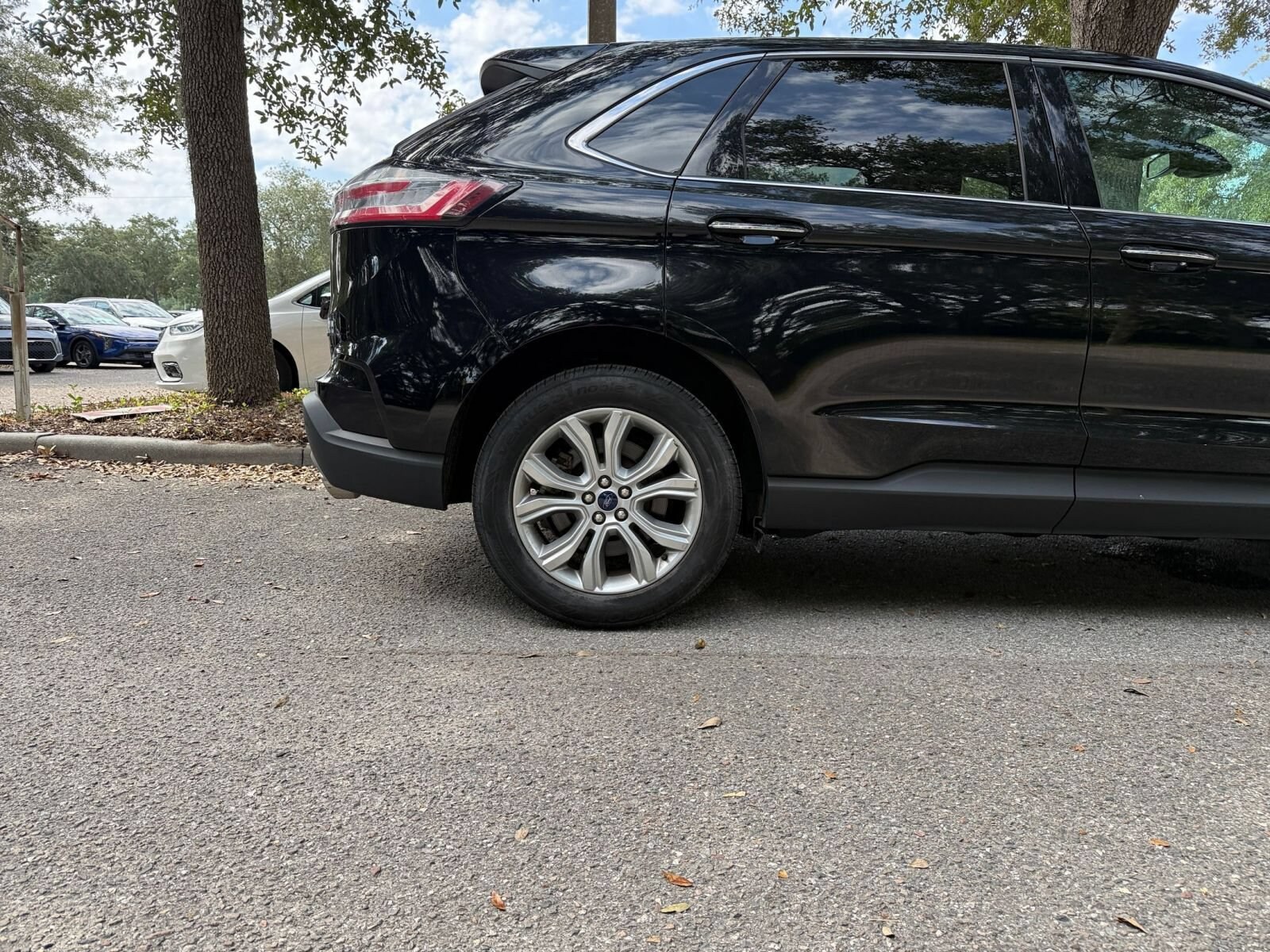 Thumbnail: 2022 Ford Edge - 8
