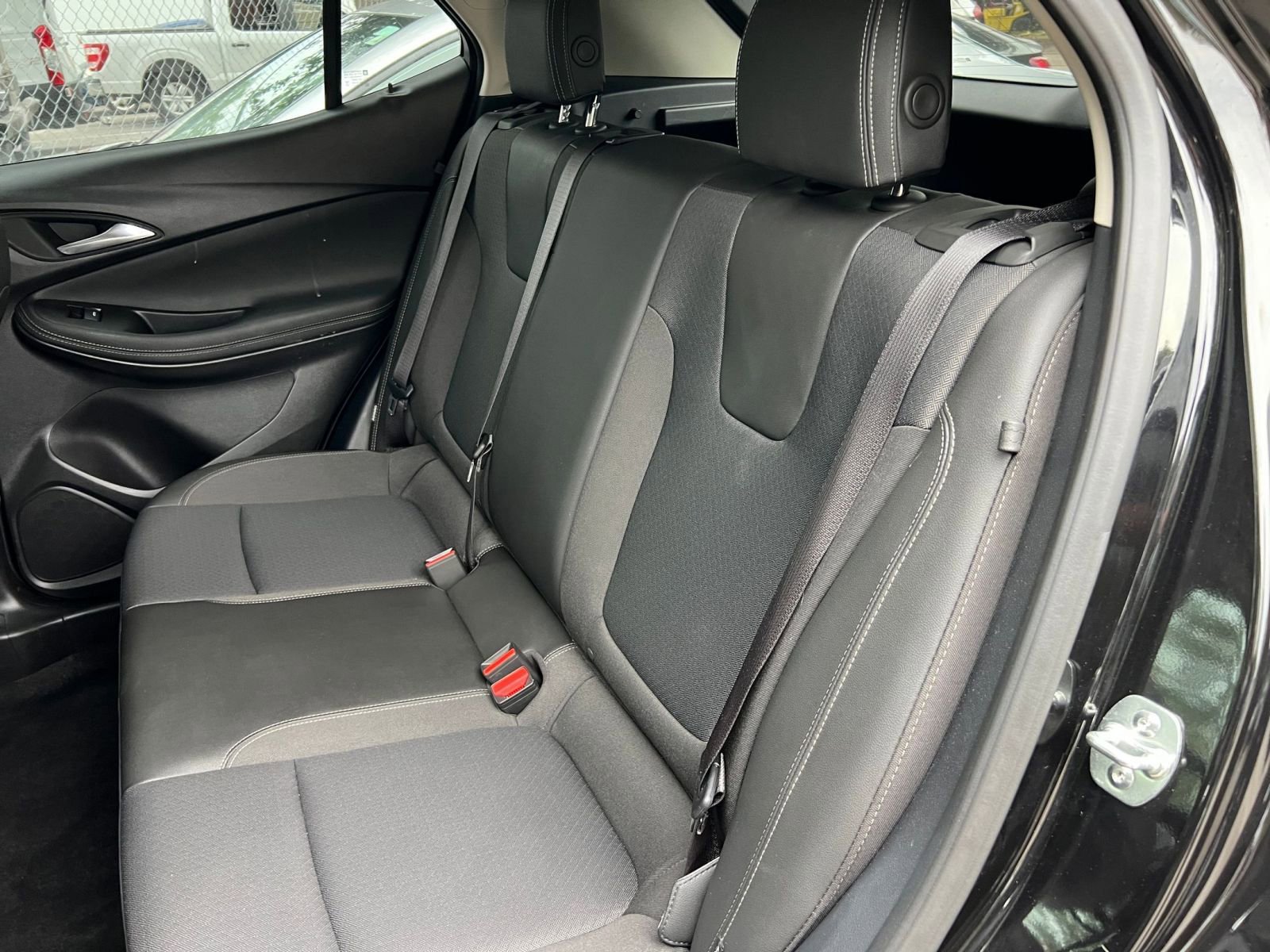 Thumbnail: 2025 Buick Encore GX - 31