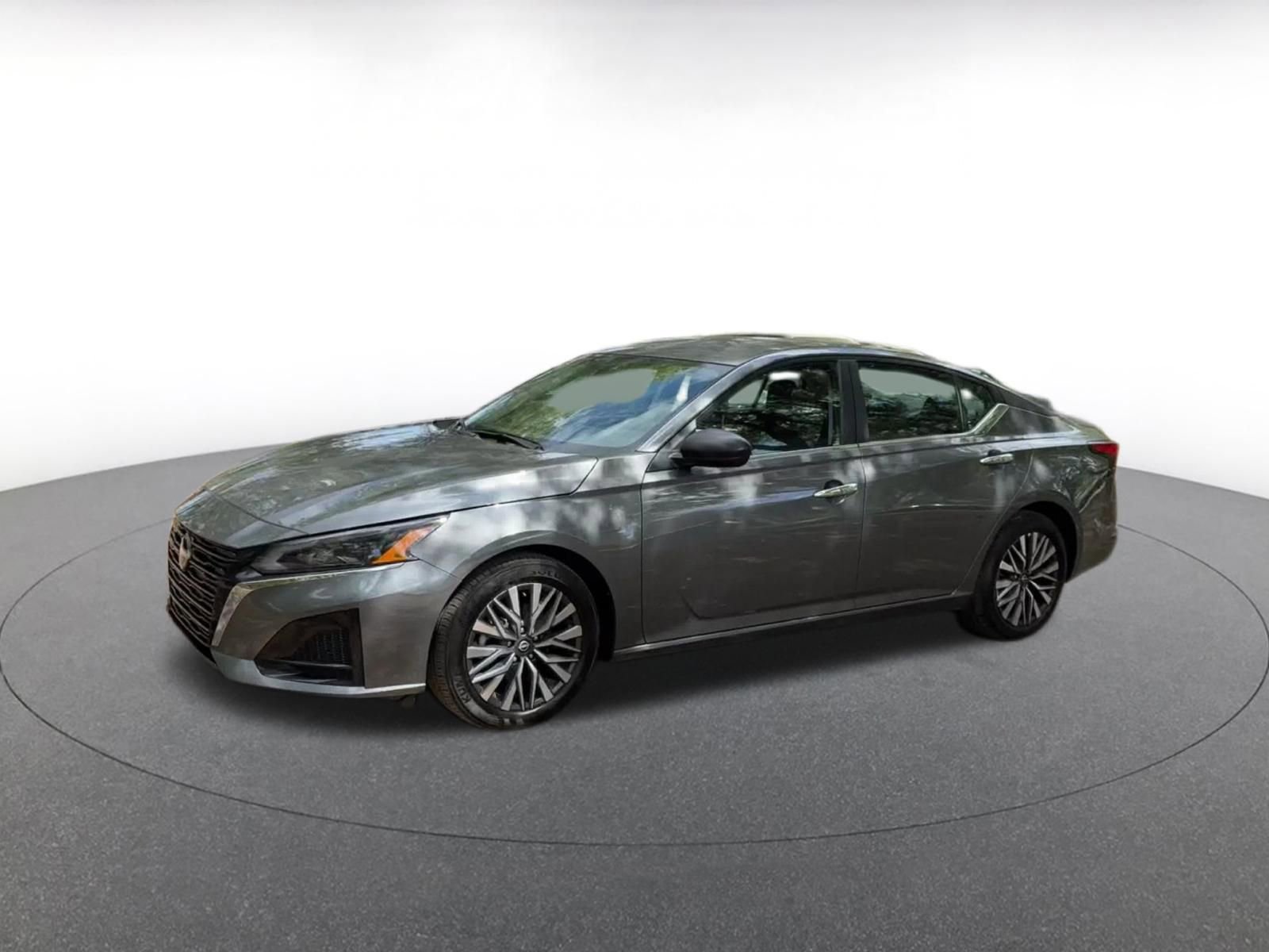 Thumbnail: 2025 Nissan Altima - 8