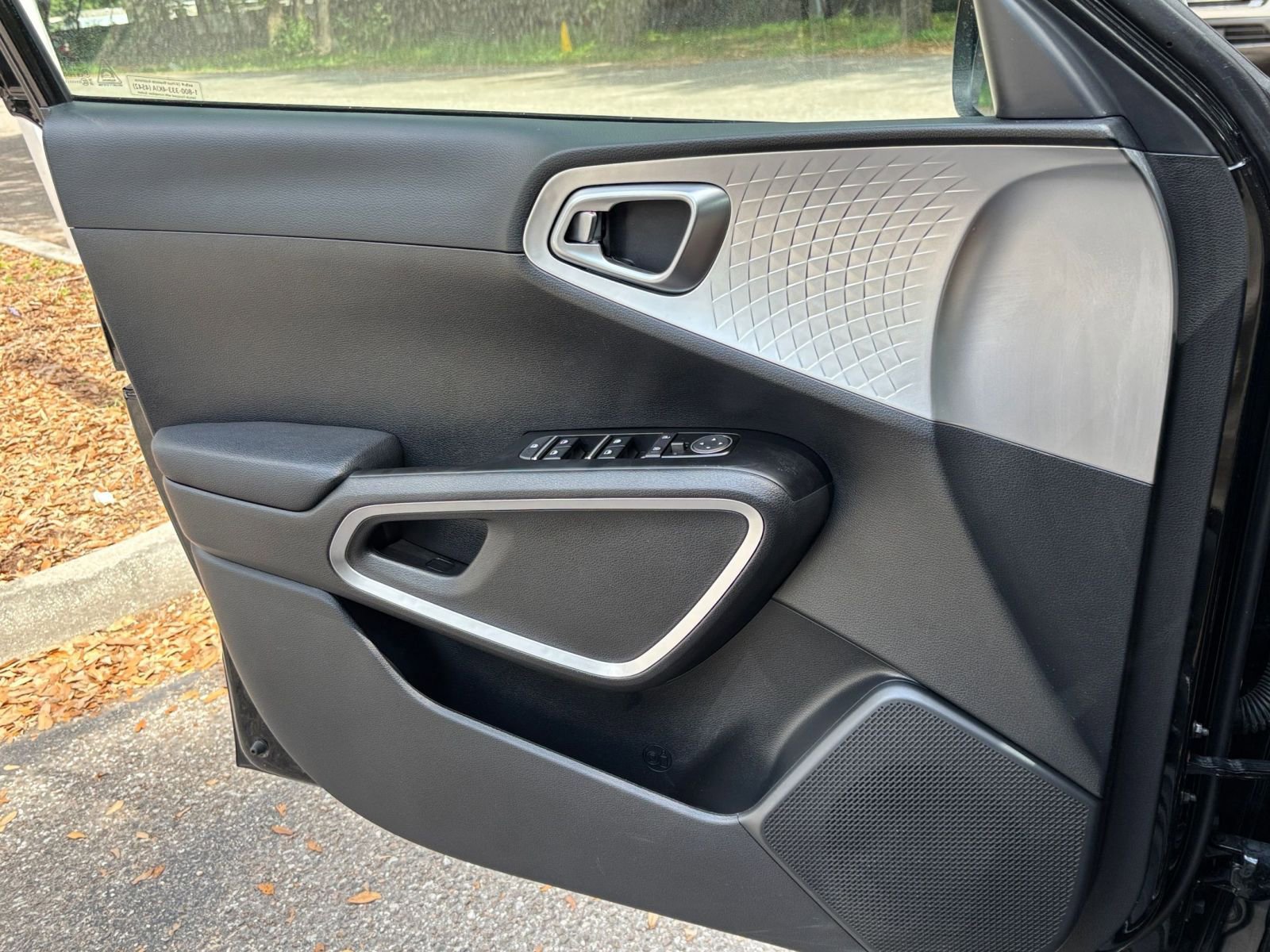 Thumbnail: 2025 Kia Soul - 18