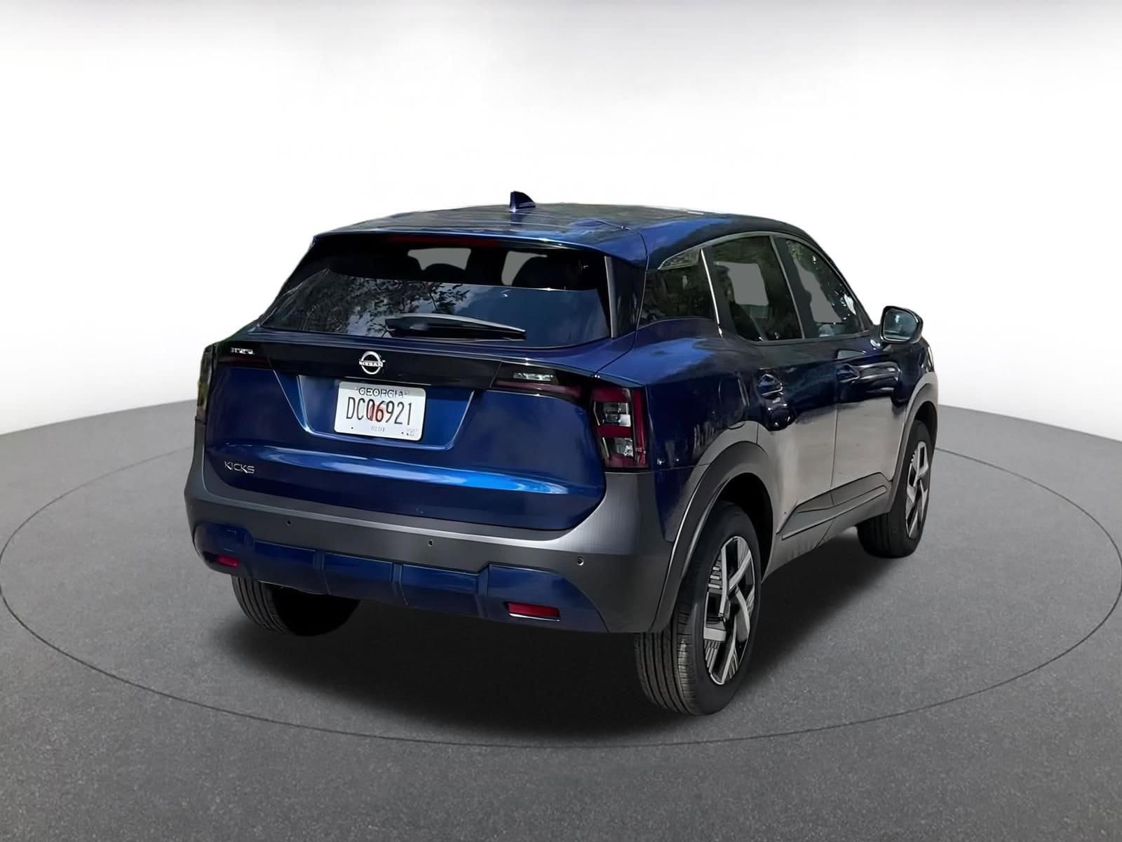 Thumbnail: 2025 Nissan Kicks - 14