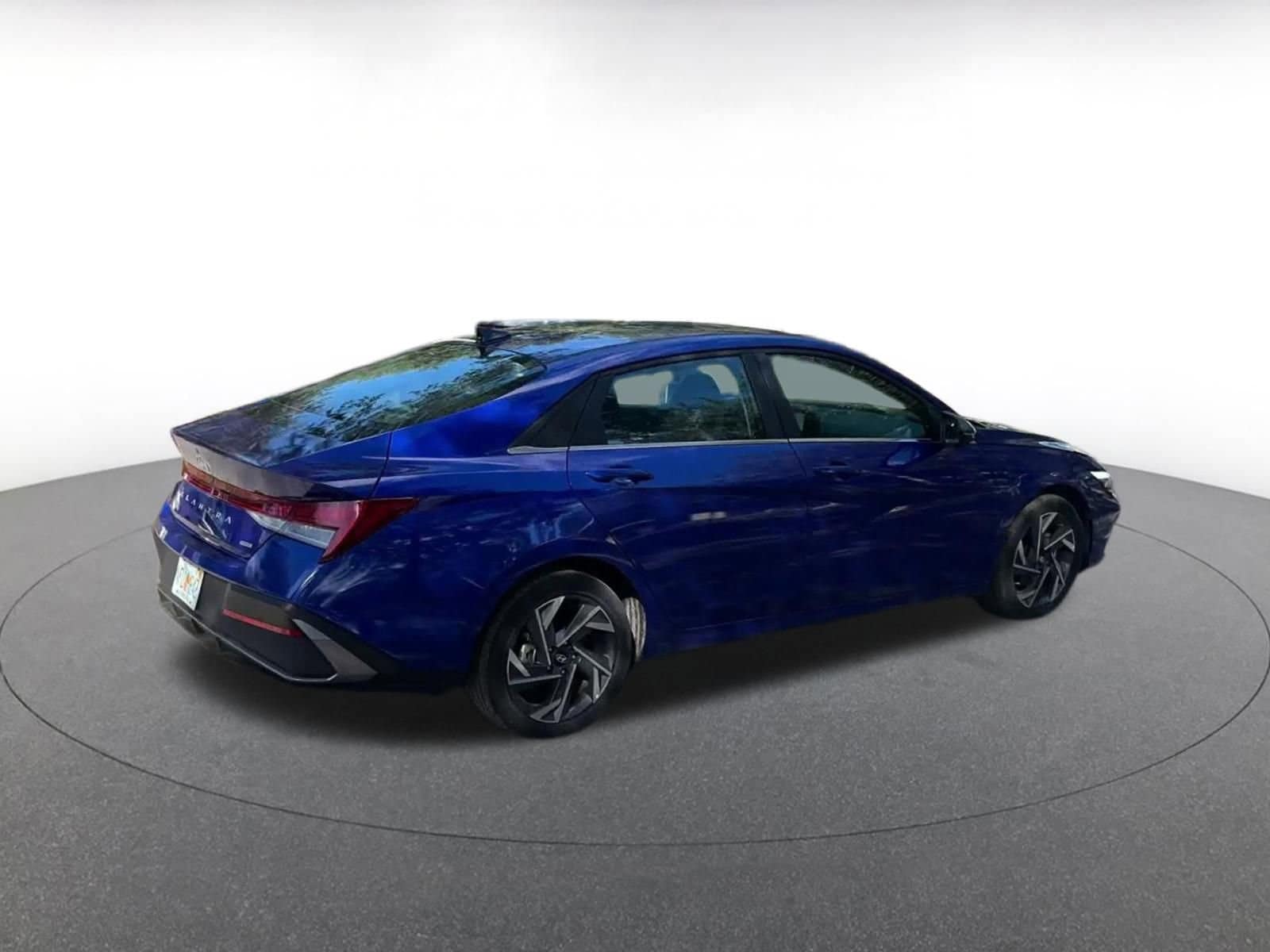 Thumbnail: 2025 Hyundai Elantra - 15