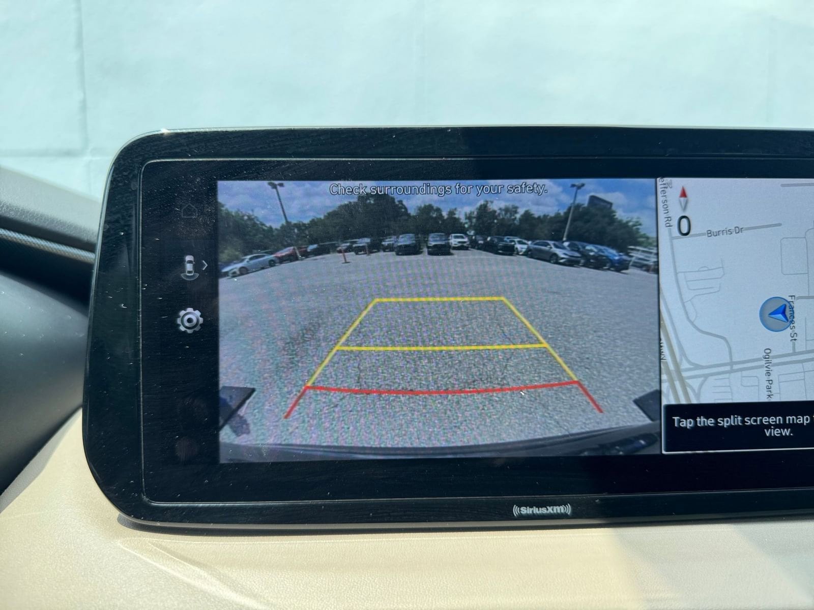 Thumbnail: 2023 Hyundai Santa Fe - 17