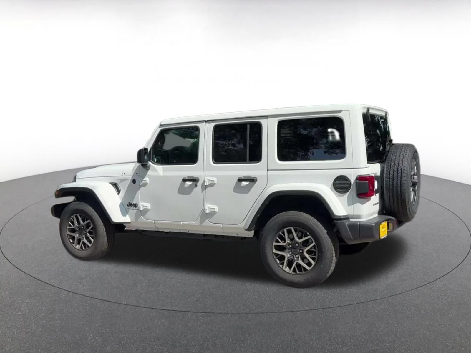 Thumbnail: 2025 Jeep Wrangler - 11