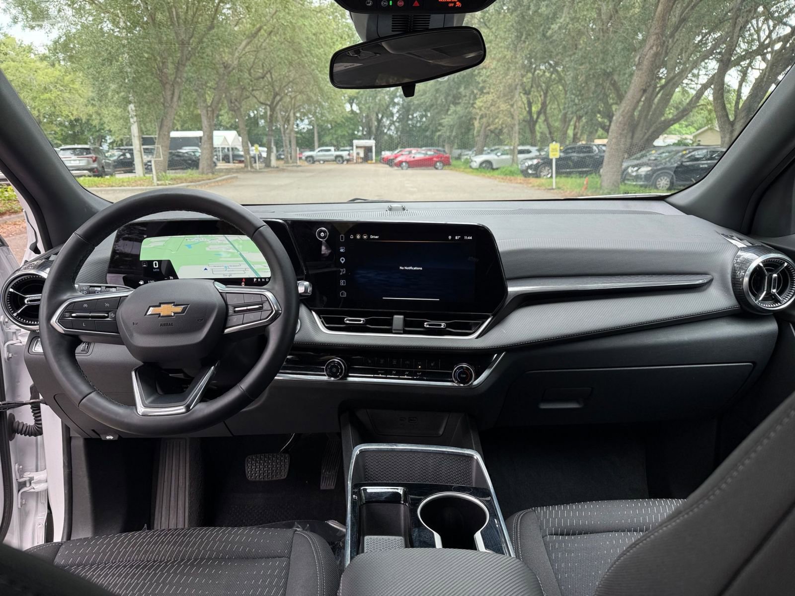 Thumbnail: 2025 Chevrolet Equinox - 32