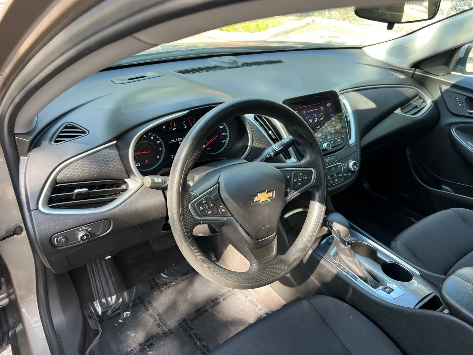 Thumbnail: 2023 Chevrolet Malibu - 28