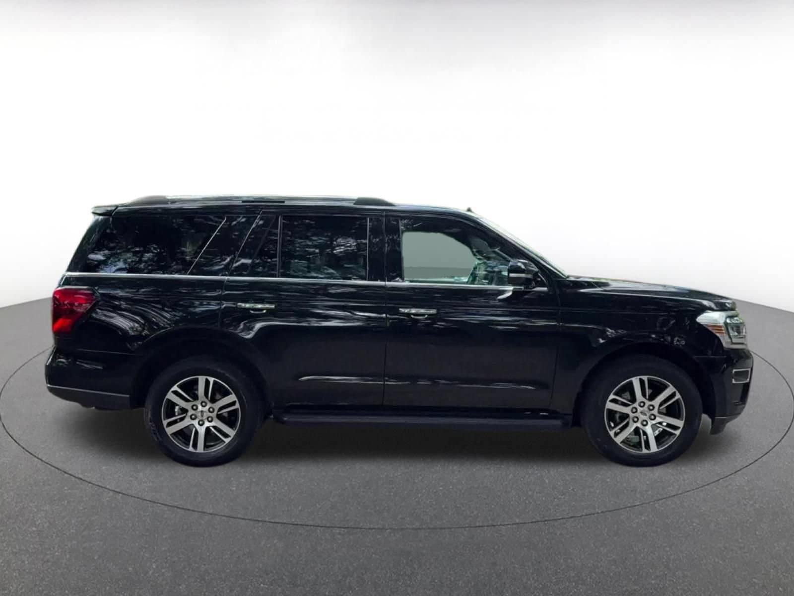 Thumbnail: 2024 Ford Expedition - 16