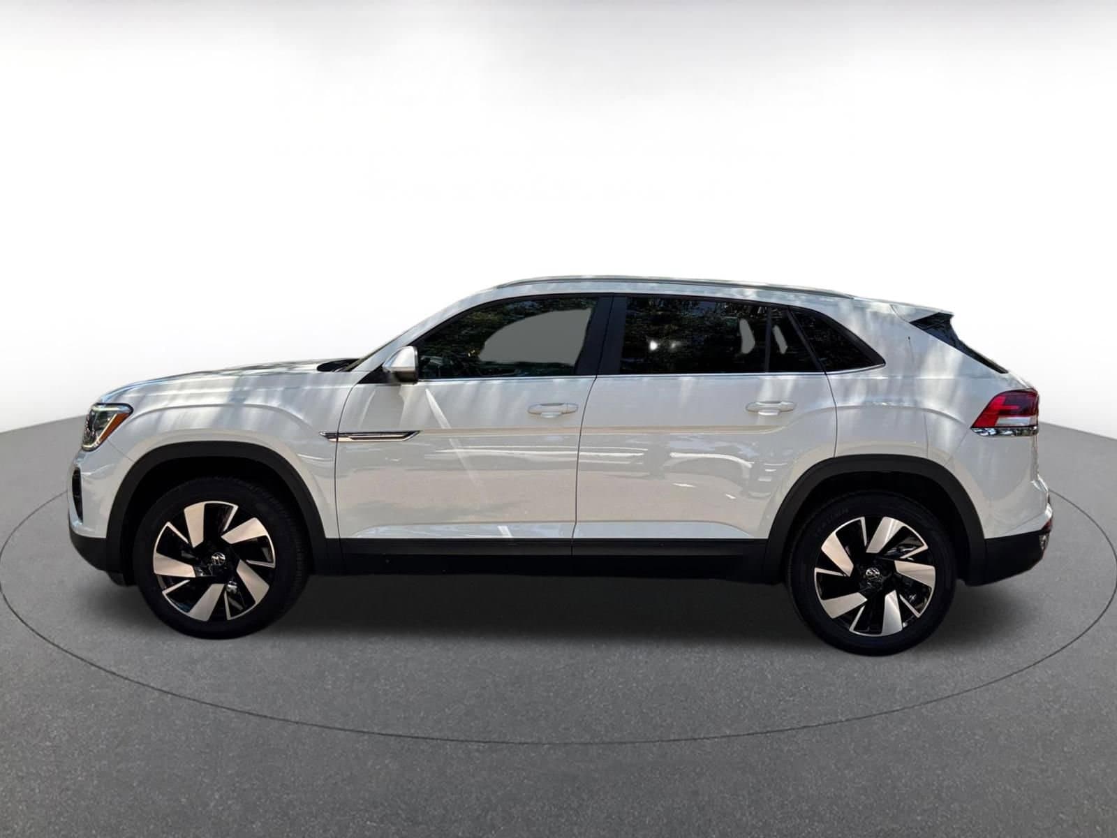 Thumbnail: 2024 Volkswagen Atlas - 4