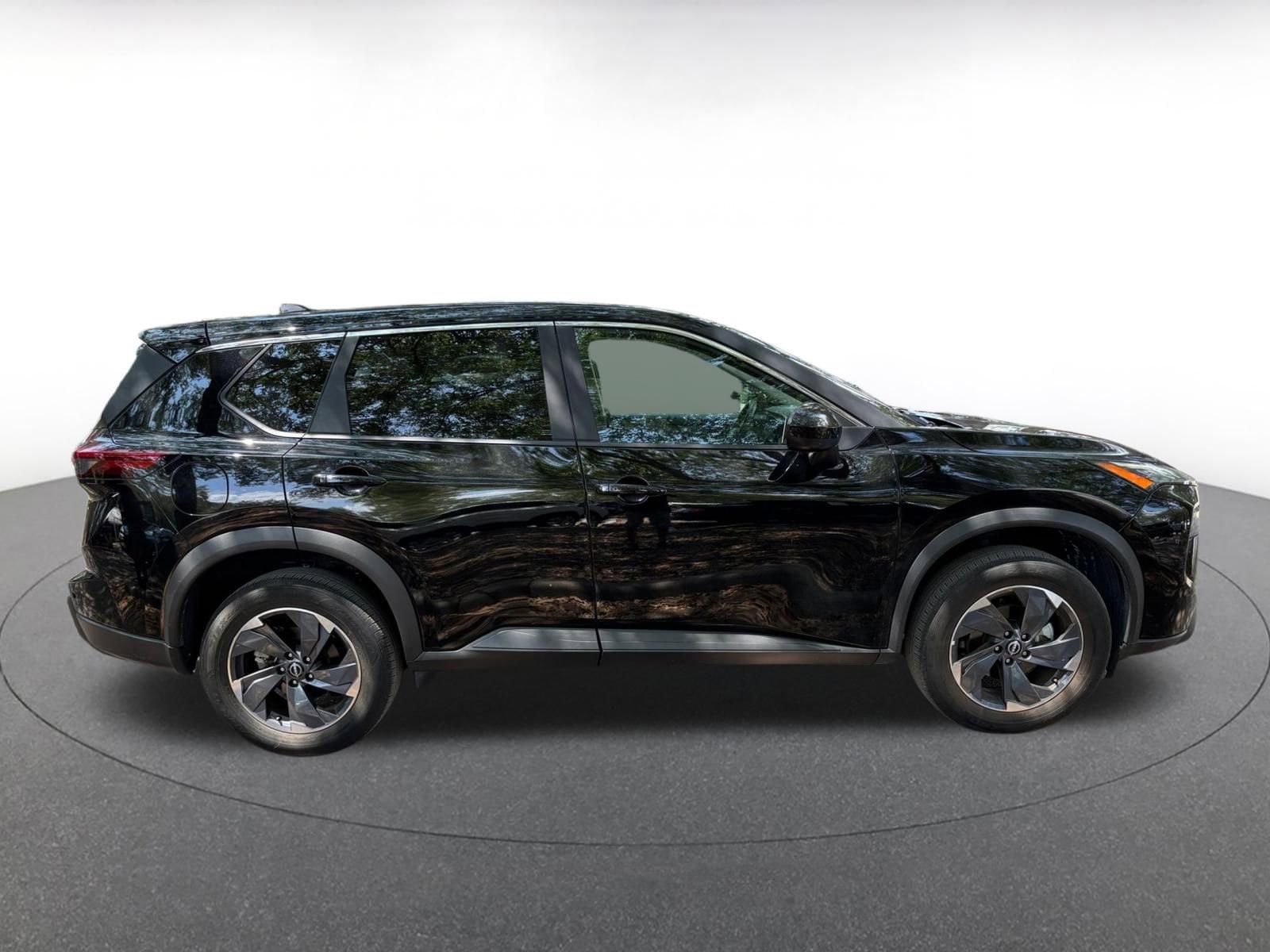Thumbnail: 2025 Nissan Rogue - 8