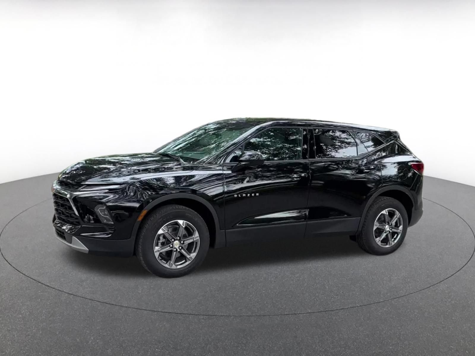 Thumbnail: 2026 Chevrolet Blazer - 8