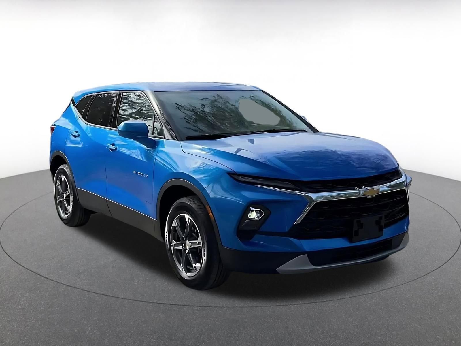 Thumbnail: 2025 Chevrolet Blazer - 3