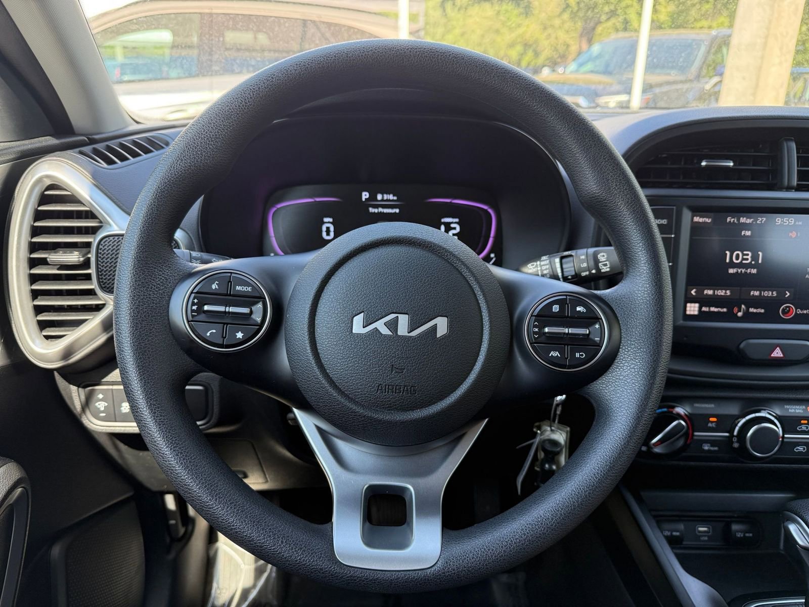 Thumbnail: 2025 Kia Soul - 25