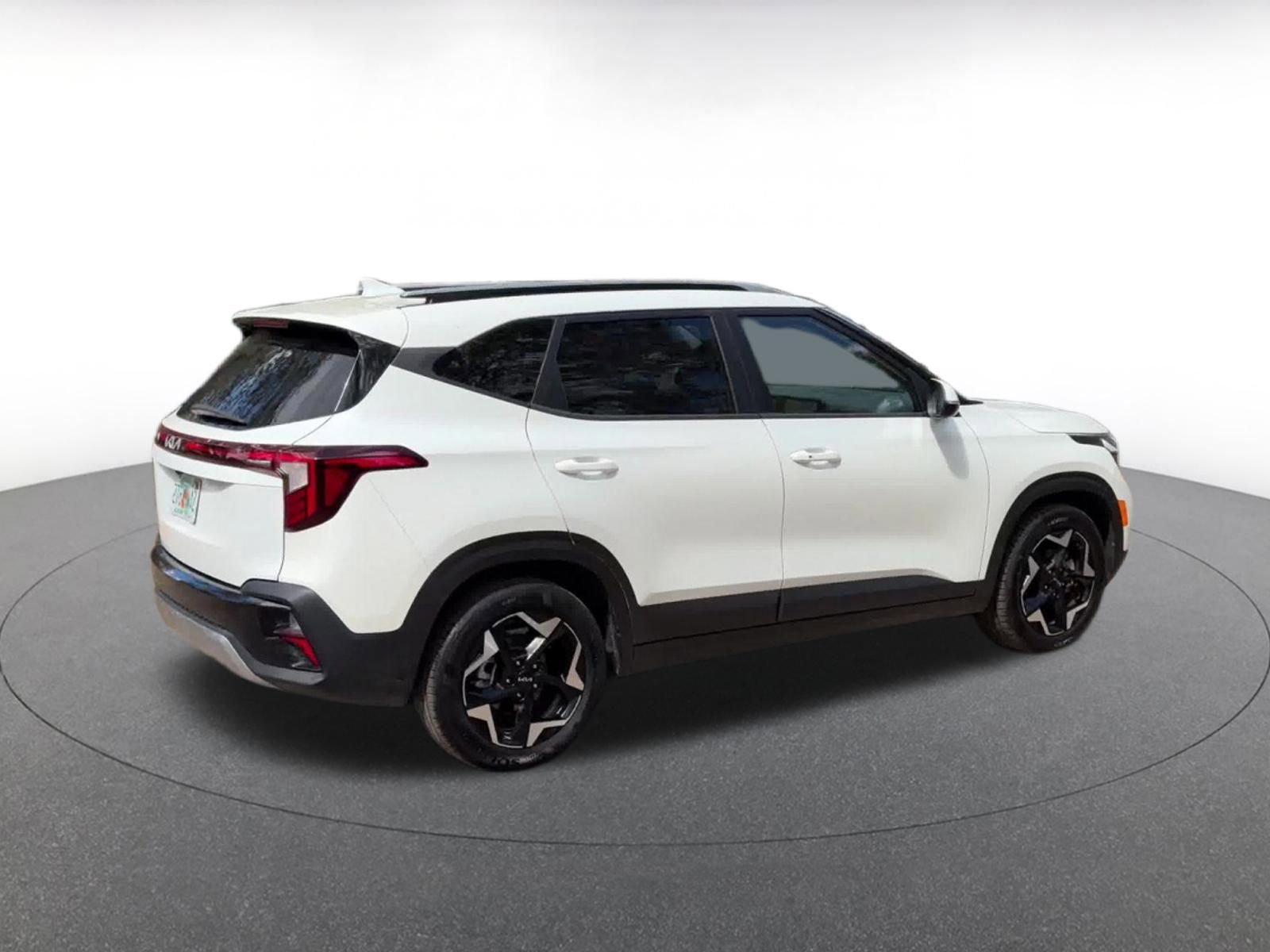 Thumbnail: 2025 Kia Seltos - 15