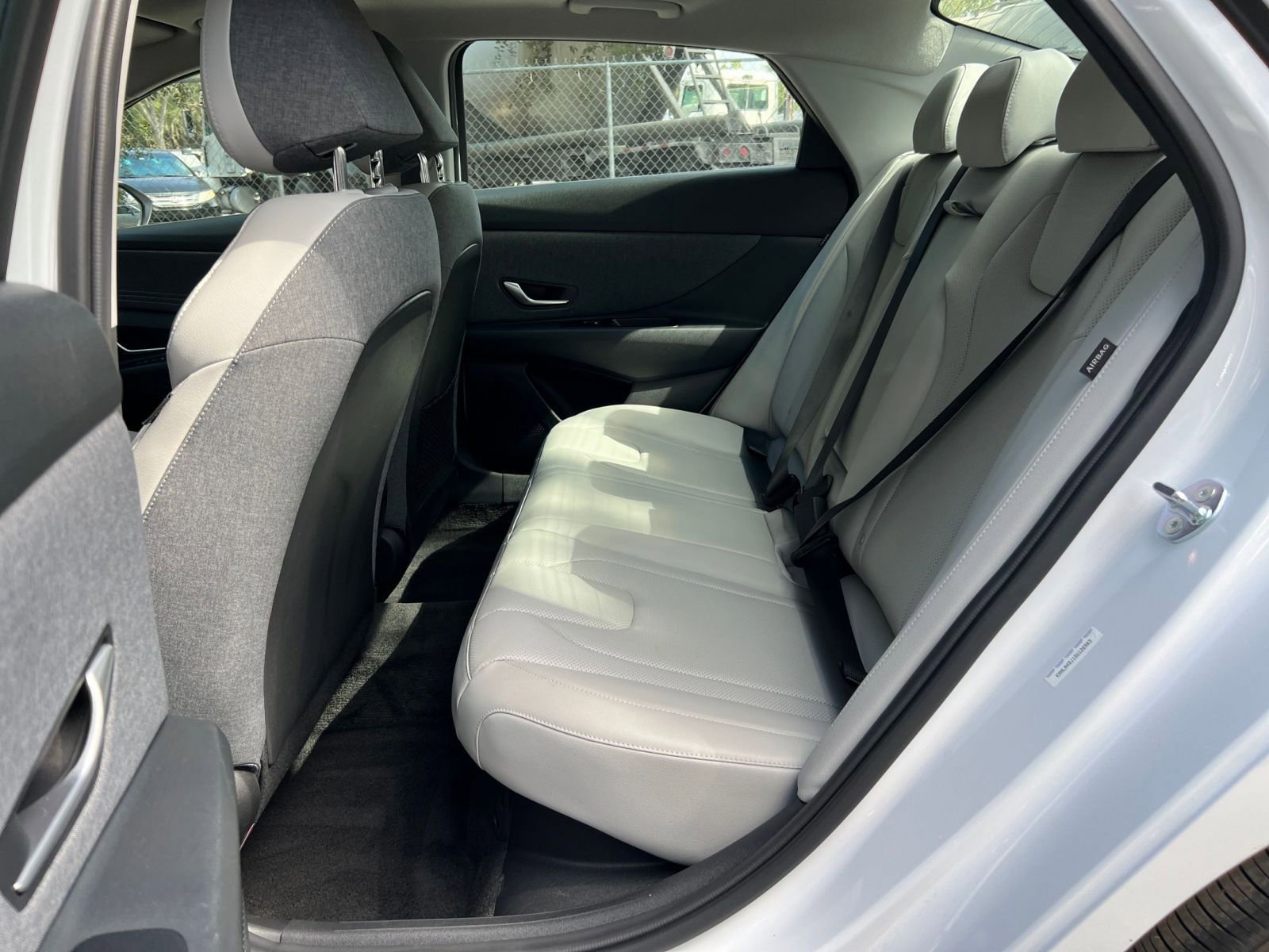 Thumbnail: 2025 Hyundai Elantra - 20