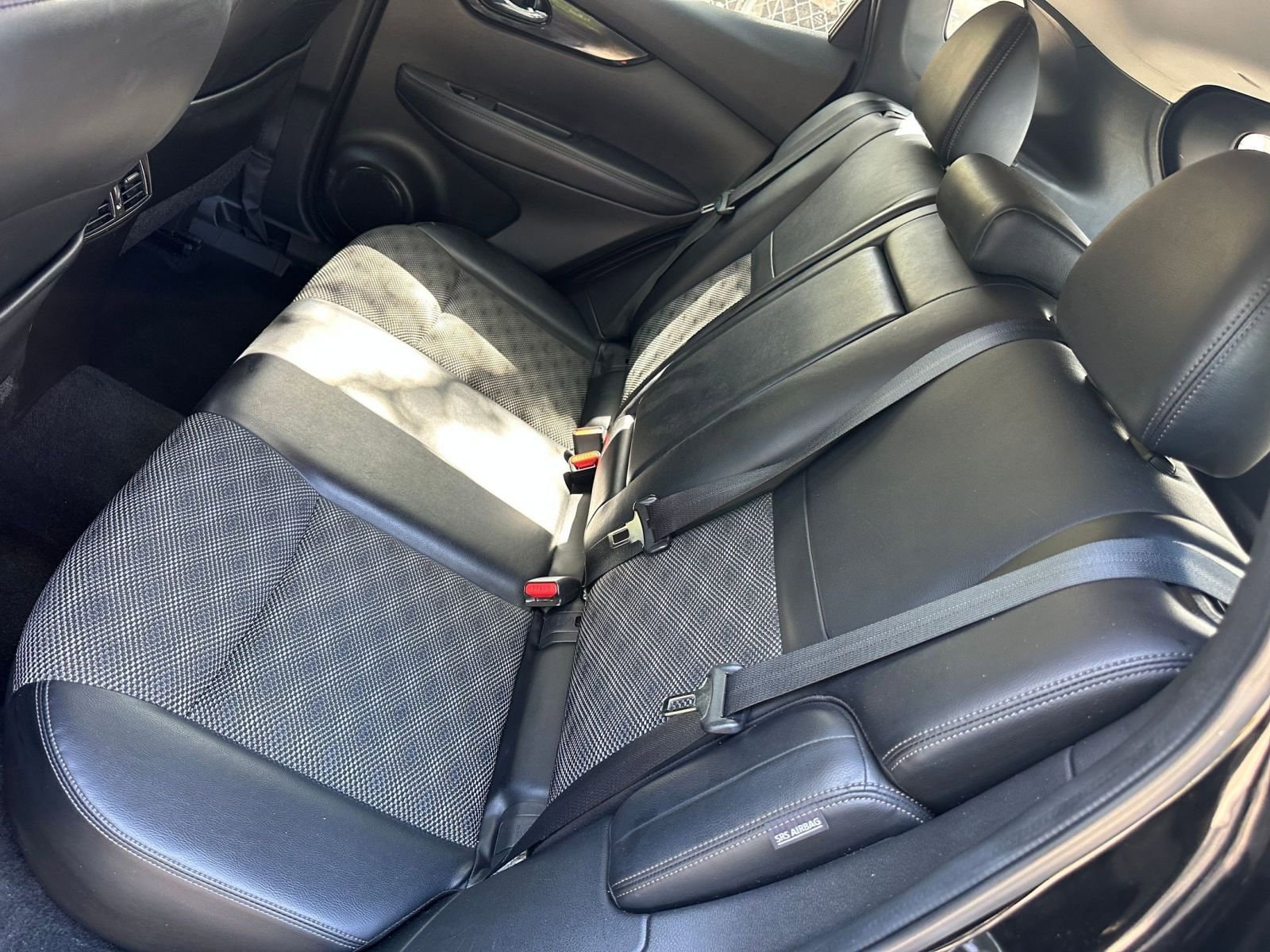2022 Nissan Rogue Sport SV 20