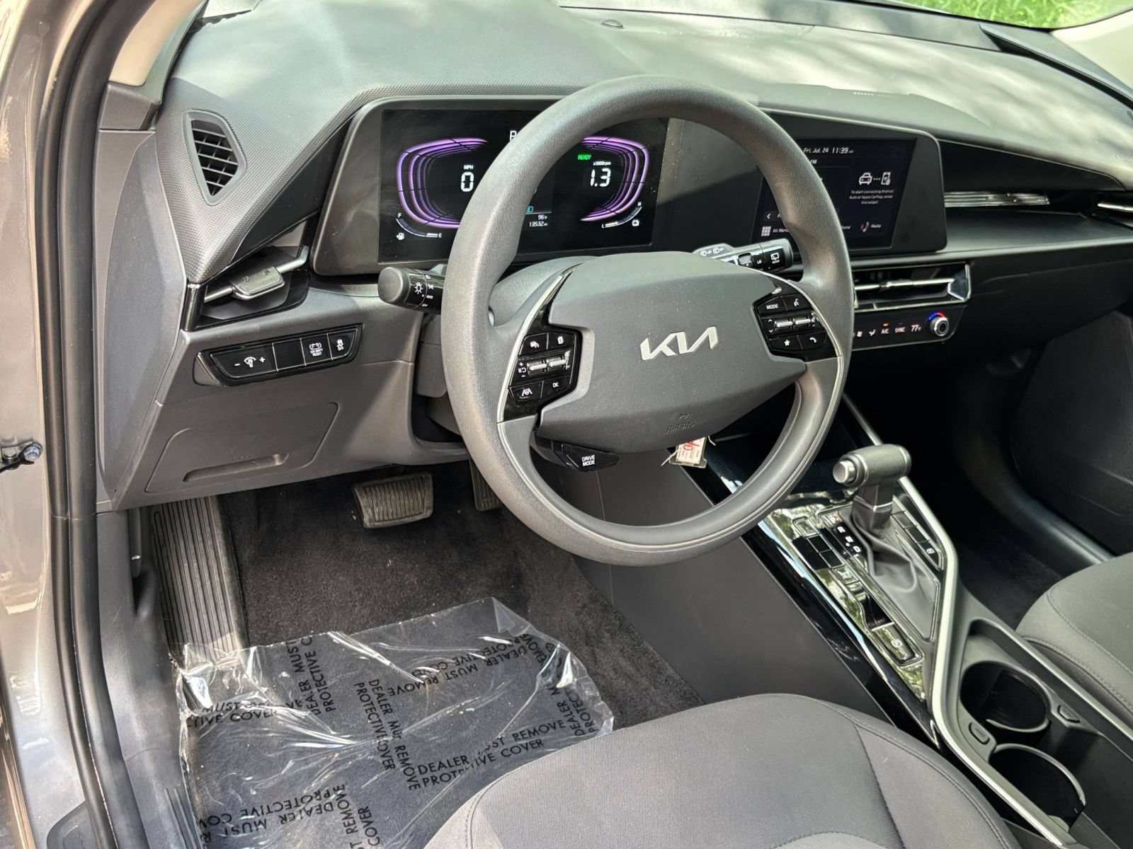 Thumbnail: 2026 Kia Niro - 32