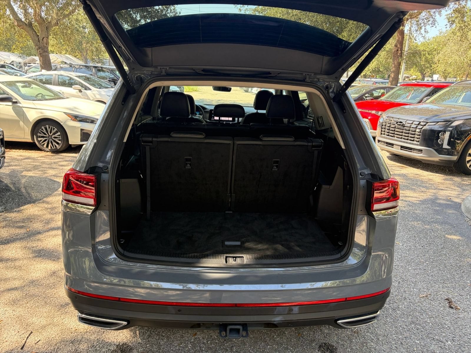 Thumbnail: 2026 Volkswagen Atlas - 29