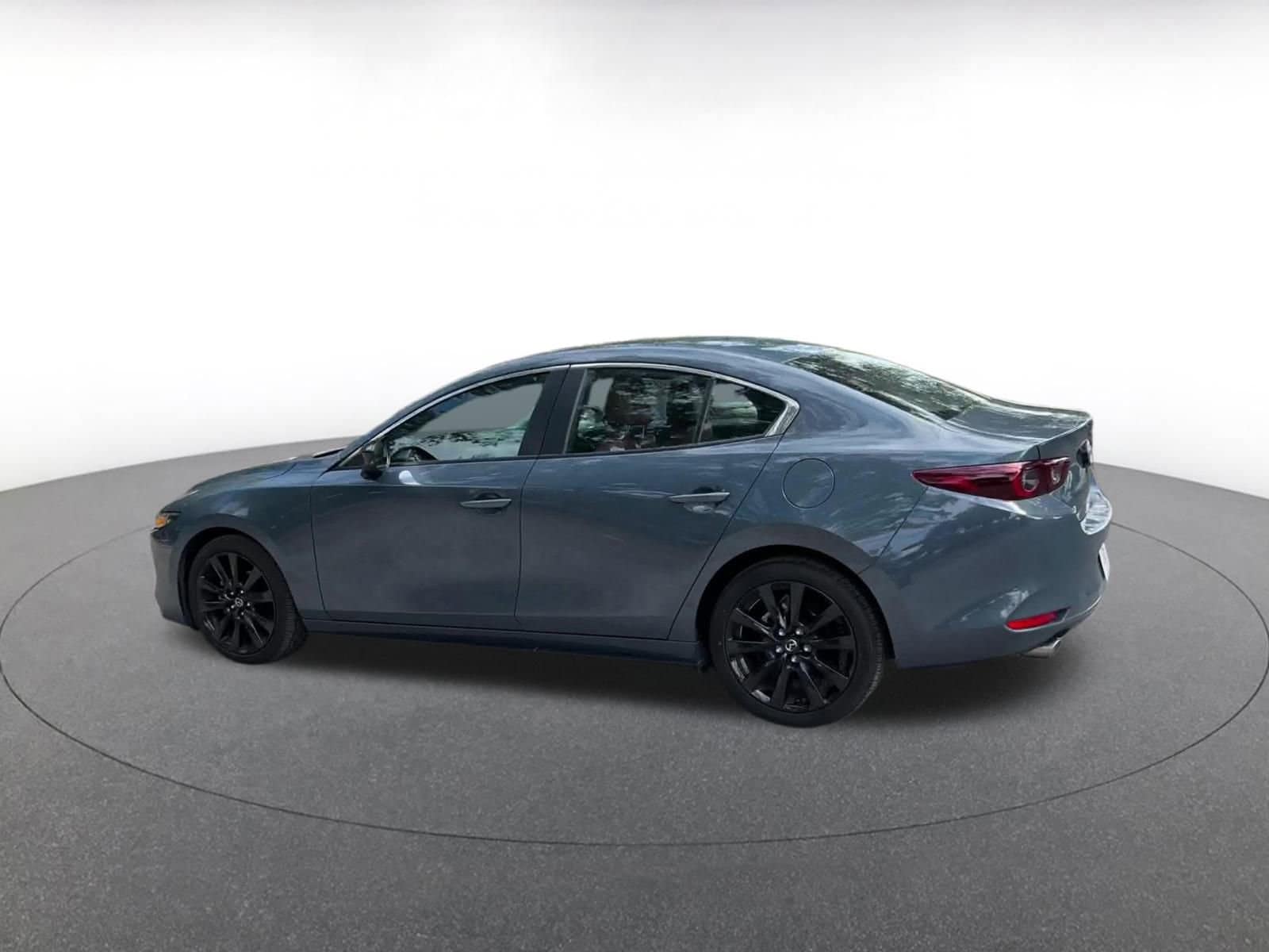 Thumbnail: 2025 Mazda Mazda3 - 10