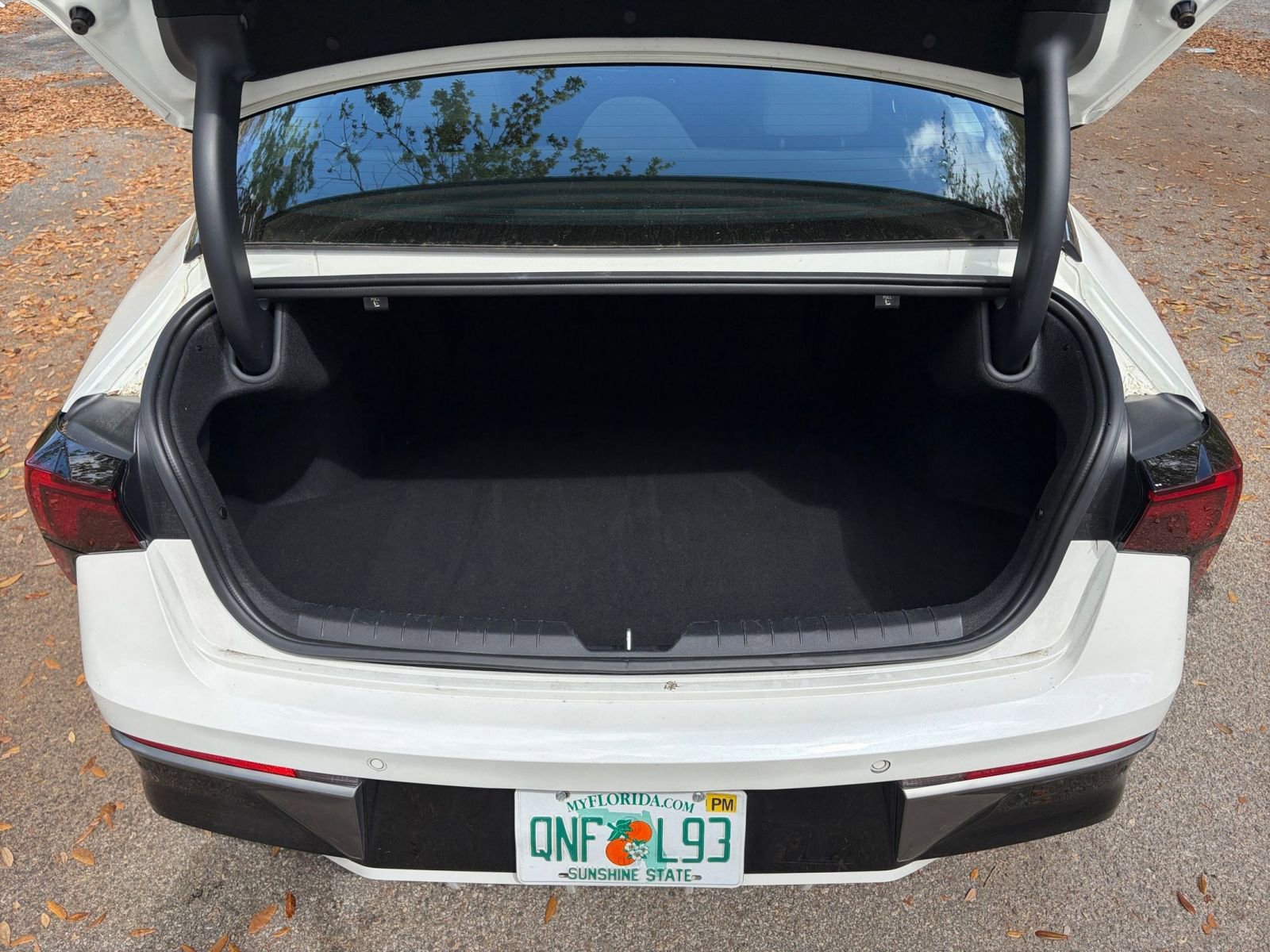 Thumbnail: 2025 Kia K5 - 27