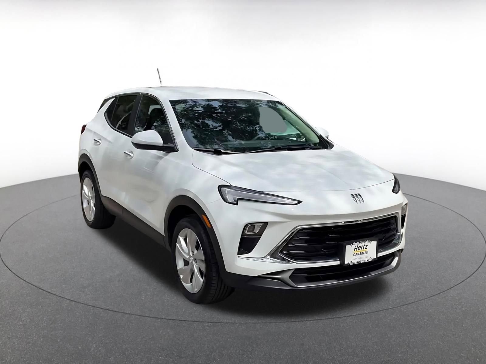 Thumbnail: 2025 Buick Encore GX - 3