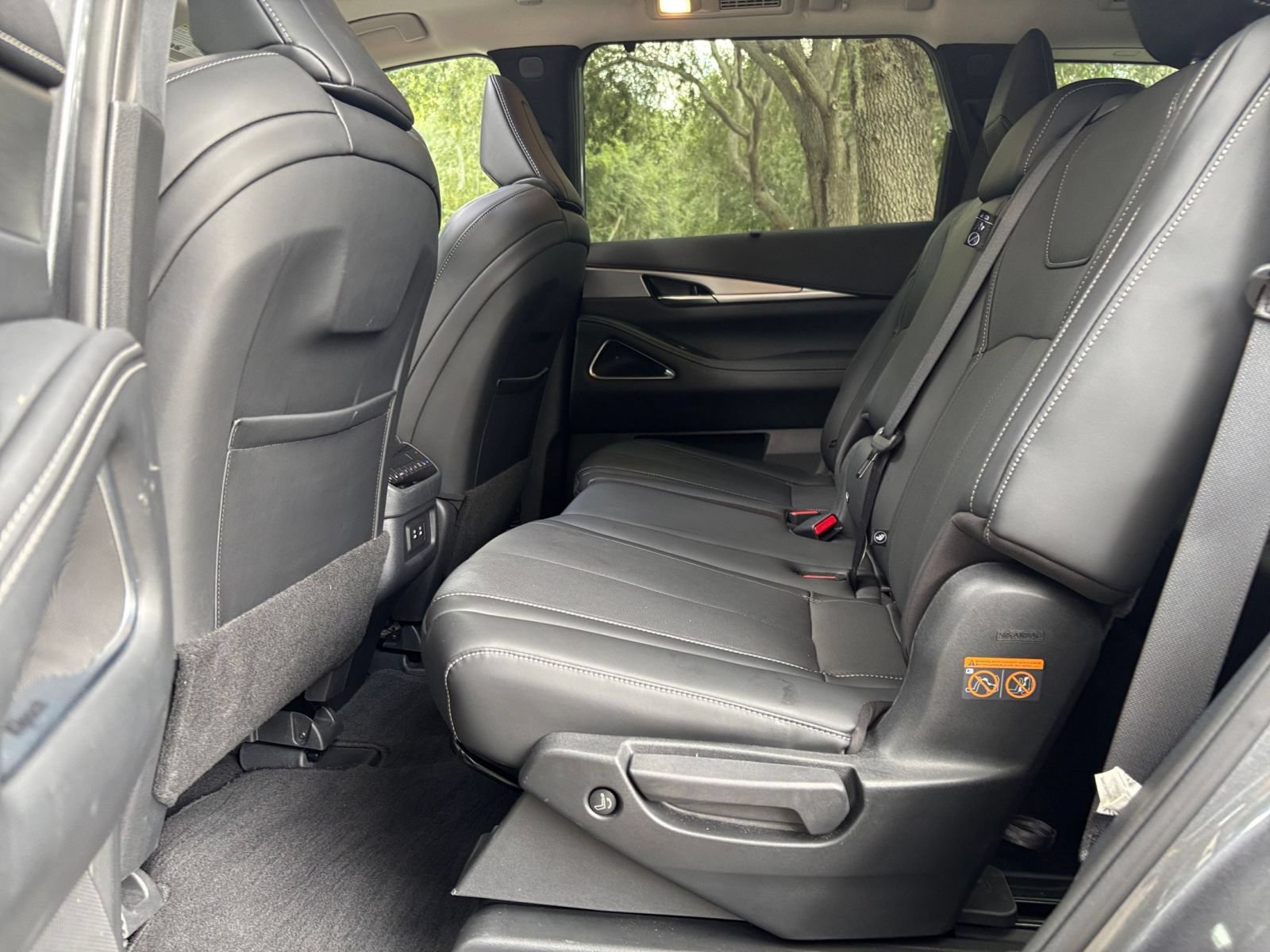 Thumbnail: 2026 INFINITI QX60 - 24