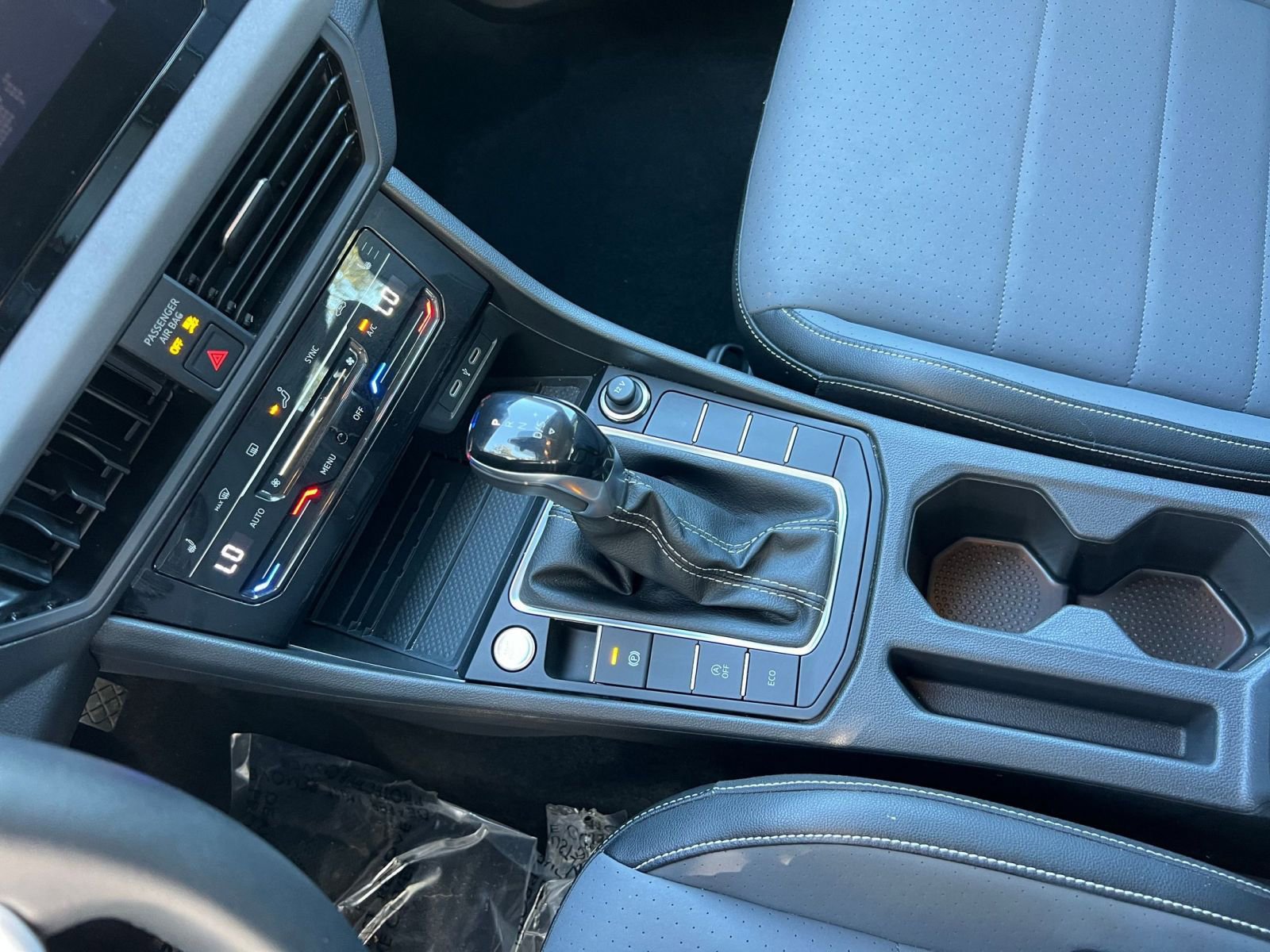 Thumbnail: 2025 Volkswagen Jetta - 35