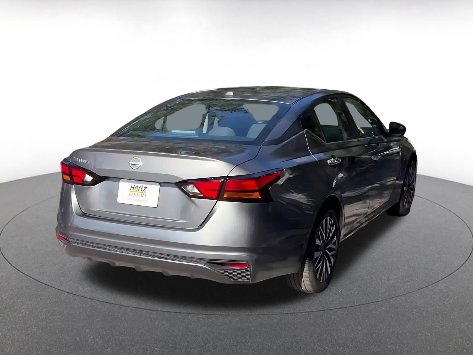 Thumbnail: 2025 Nissan Altima - 14