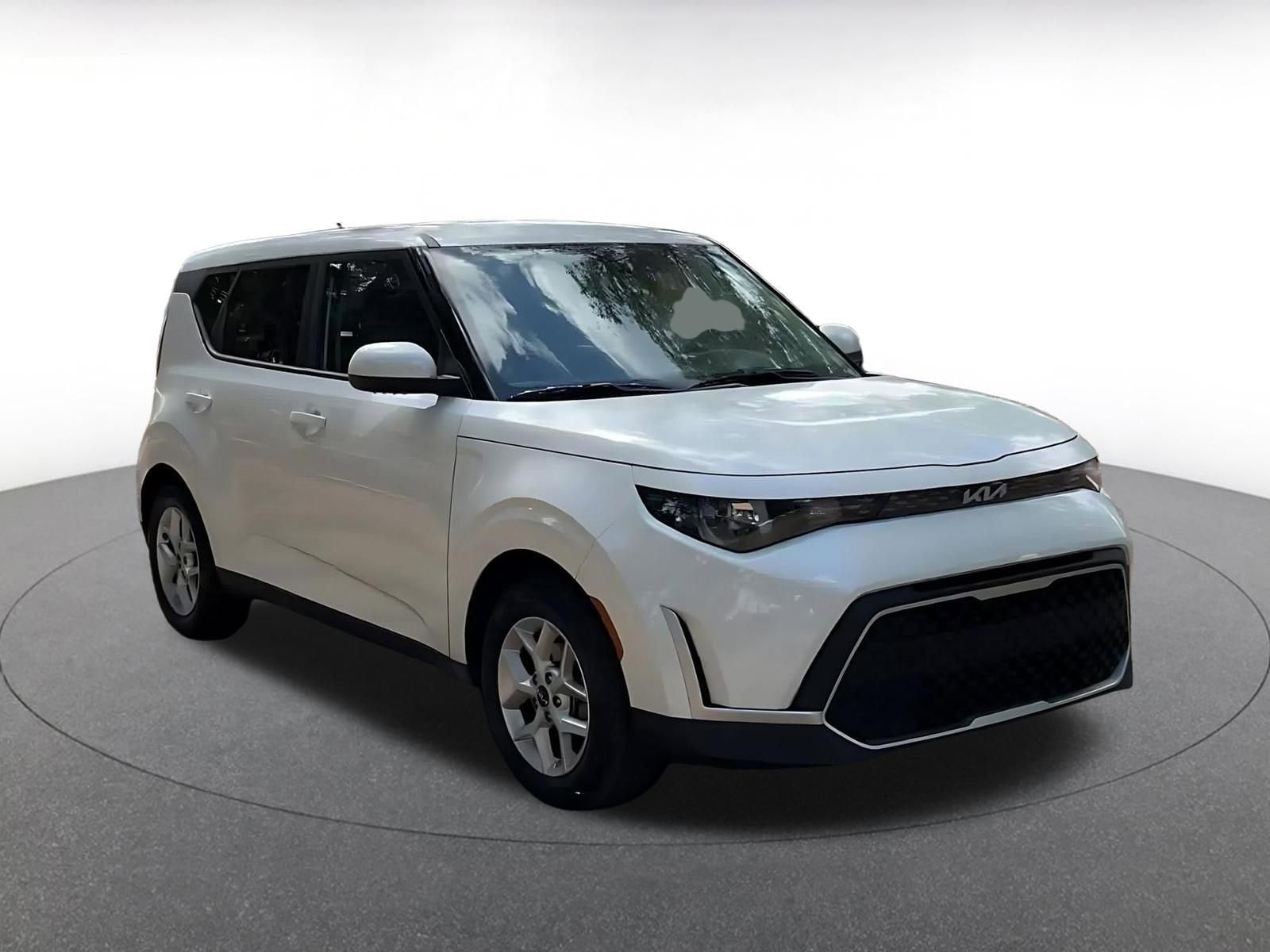 Thumbnail: 2025 Kia Soul - 3
