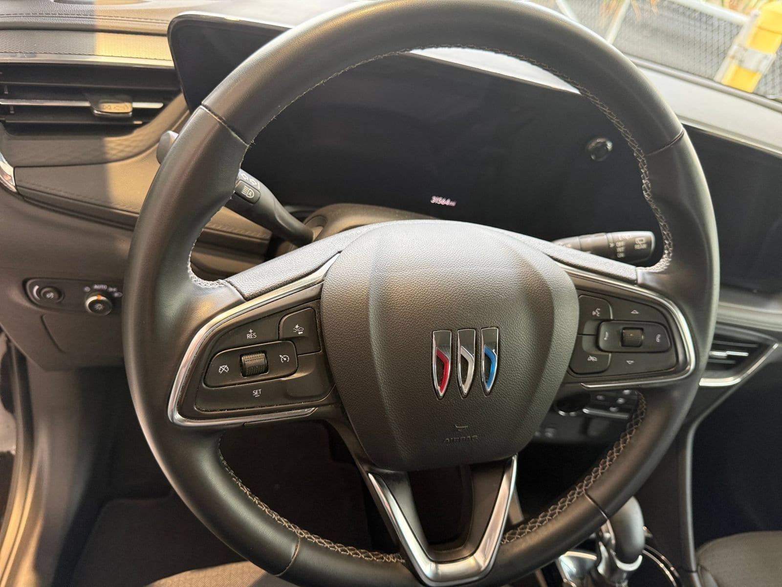 Thumbnail: 2025 Buick Encore GX - 27