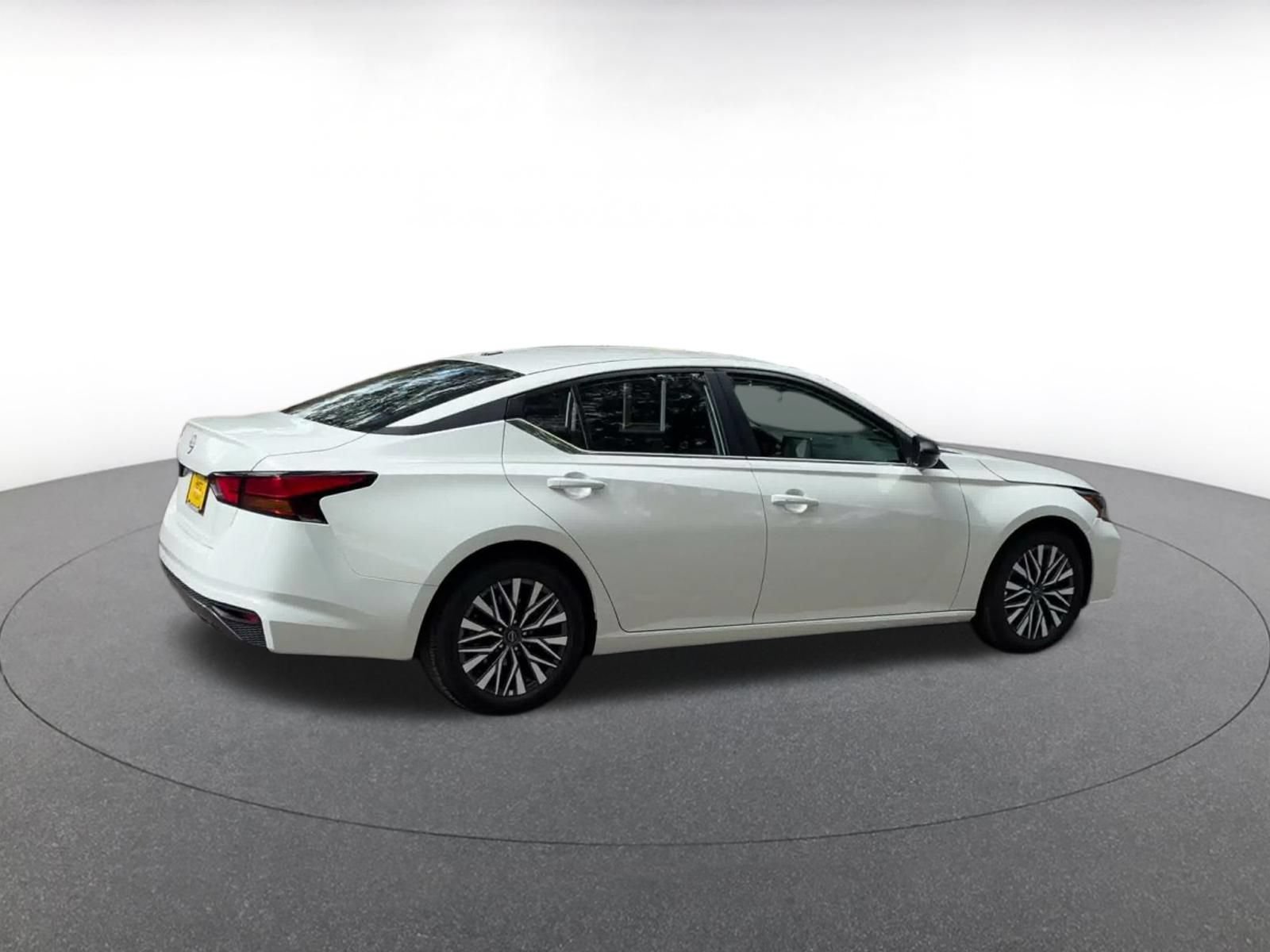 Thumbnail: 2026 Nissan Altima - 12
