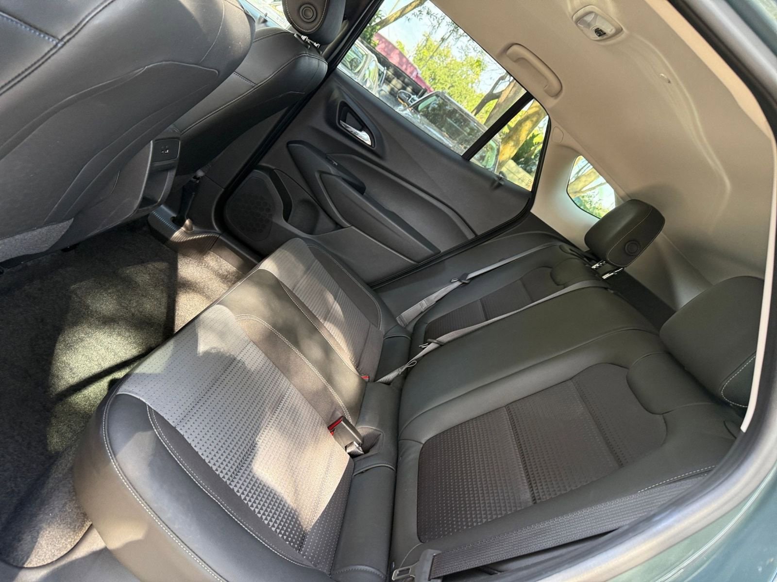 Thumbnail: 2025 Chevrolet Trax - 31