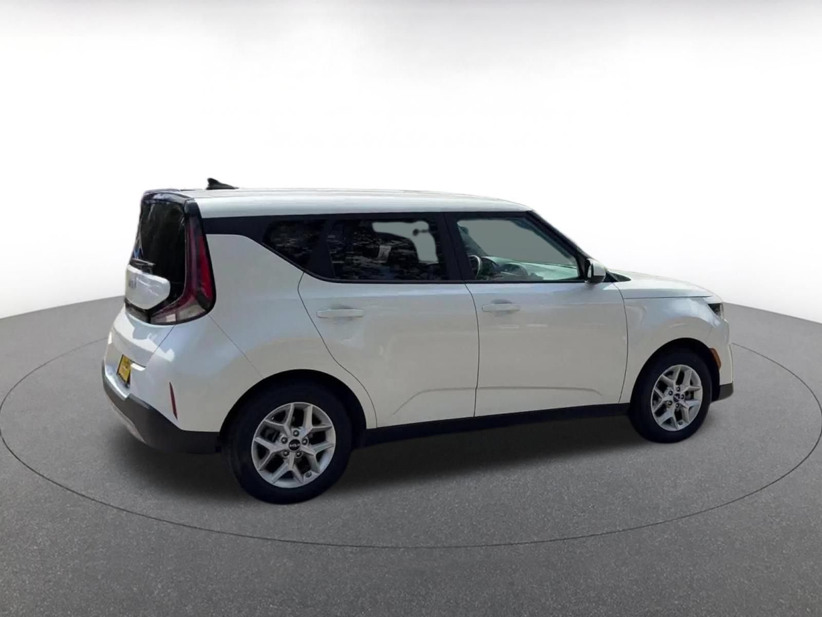Thumbnail: 2025 Kia Soul - 15