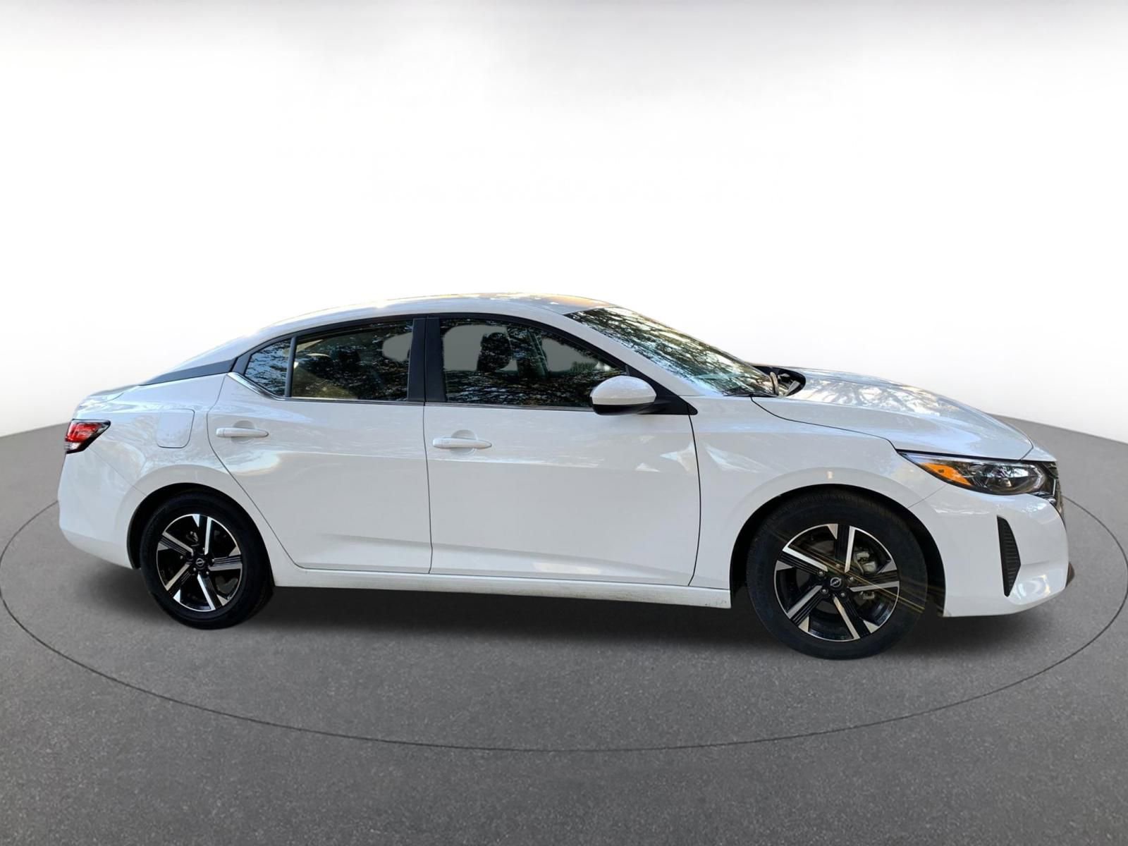 Thumbnail: 2025 Nissan Sentra - 8