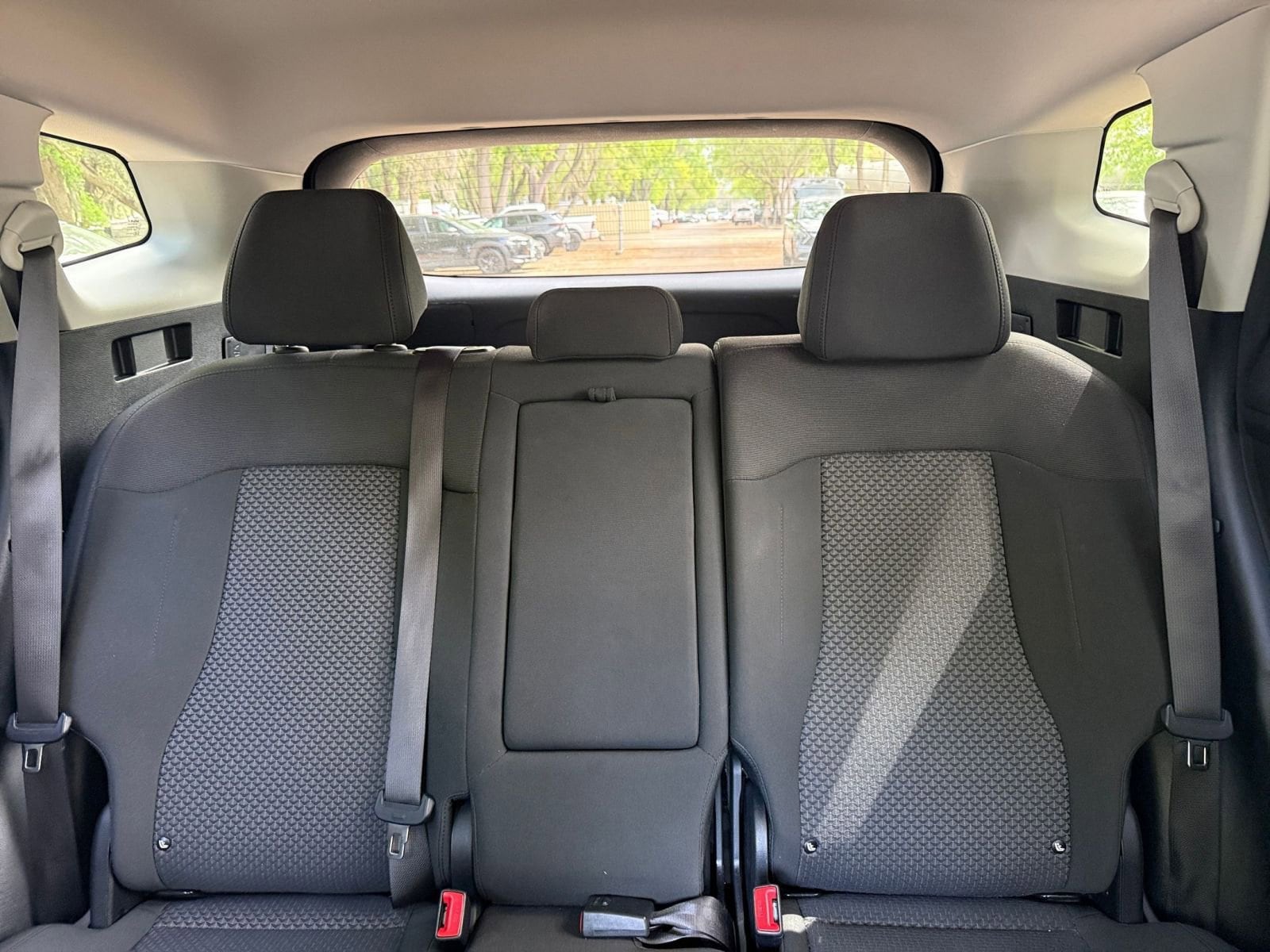 Thumbnail: 2025 Kia Sportage - 34