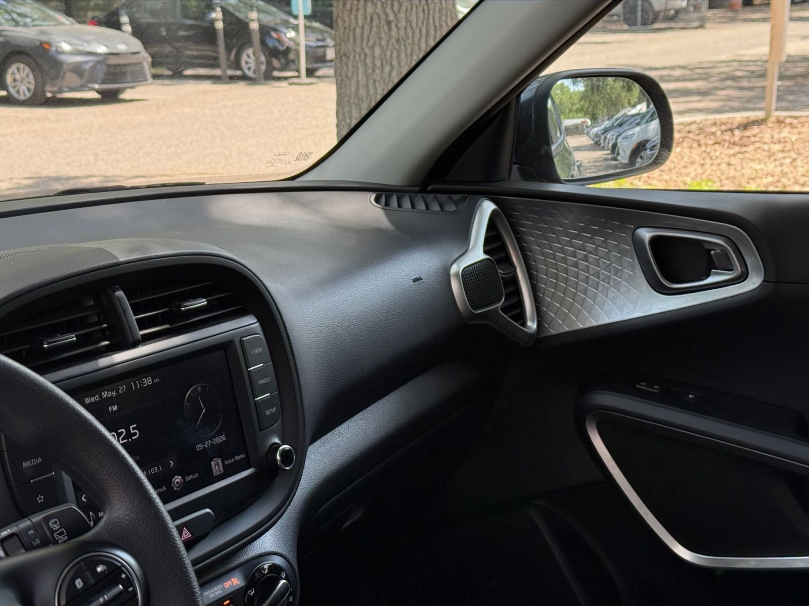 Thumbnail: 2025 Kia Soul - 32